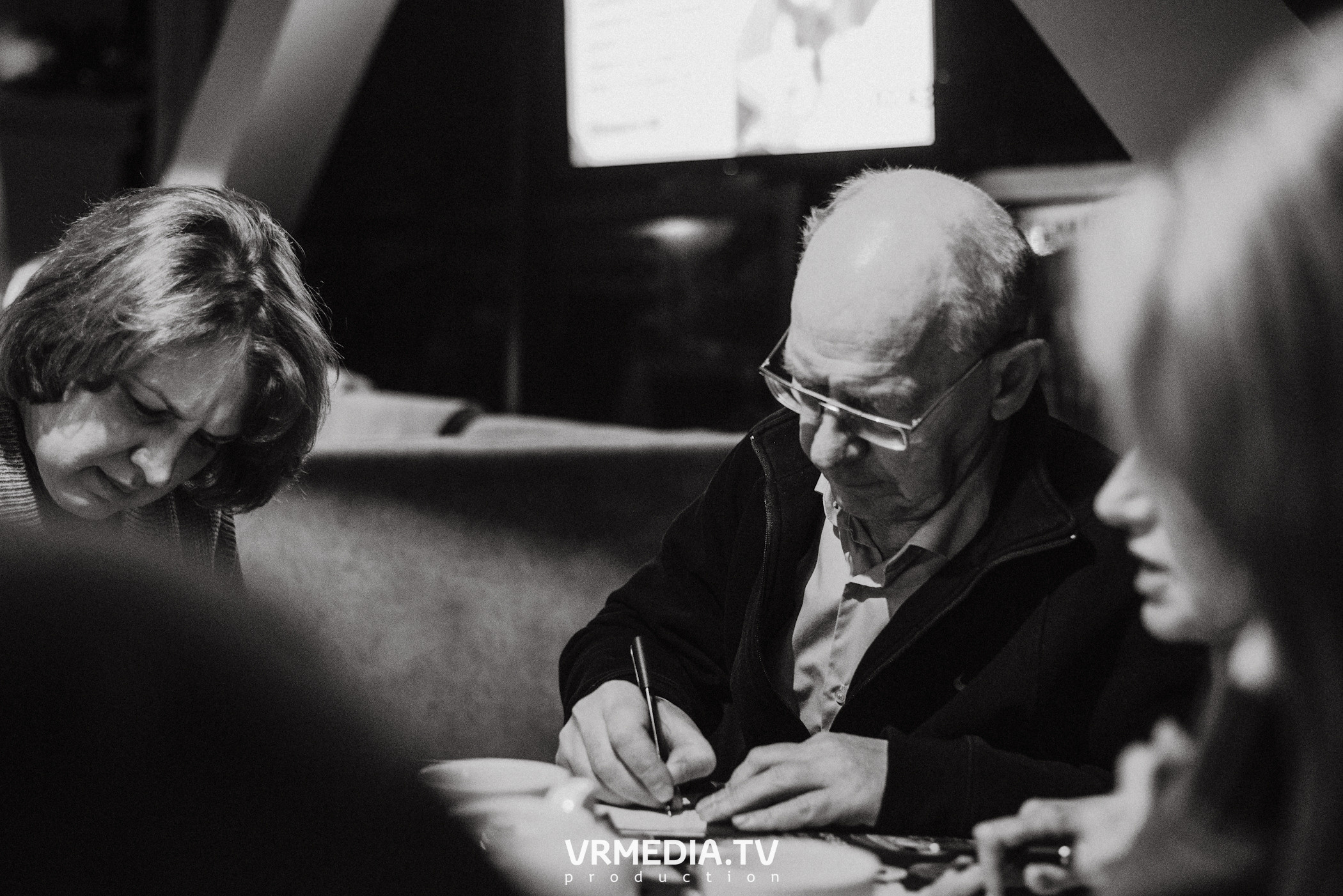 Эйнштейн пати в ресторане «Мюнхен»