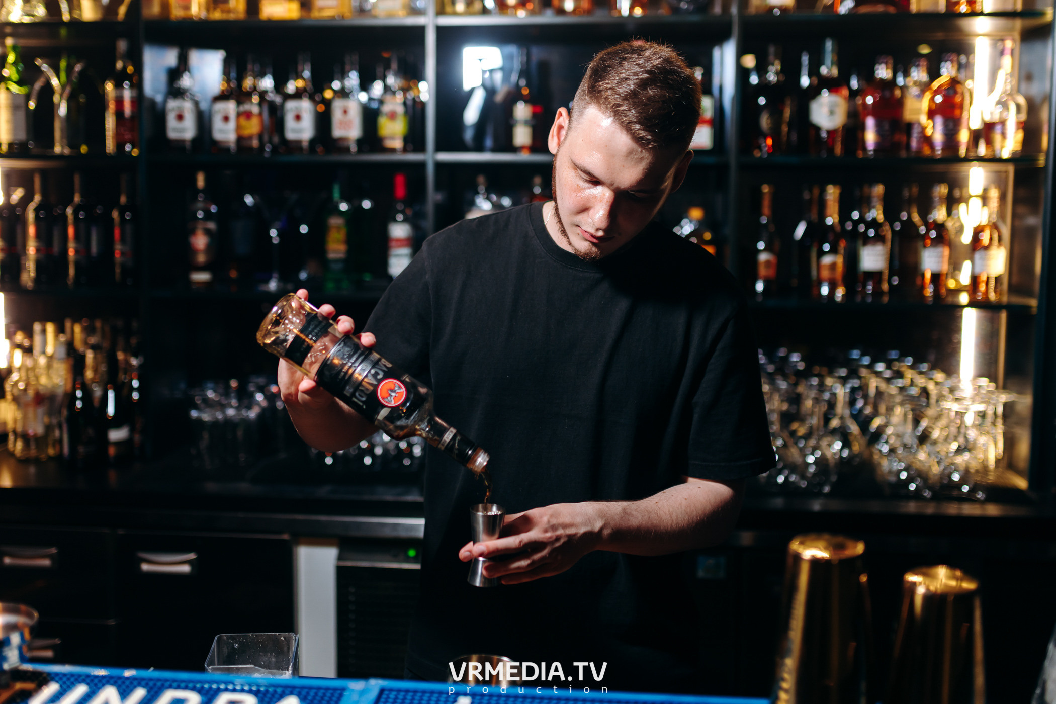 «Жуй орбит без сахара» в караоке-баре «Volna»