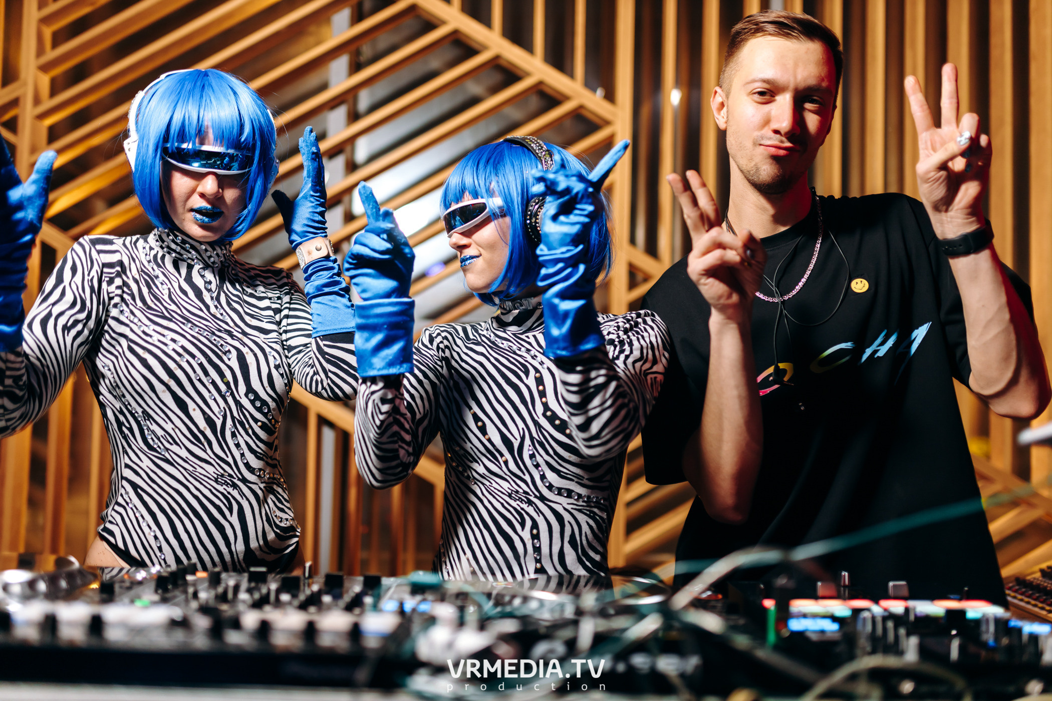 Выходные в баре «DOSKI»