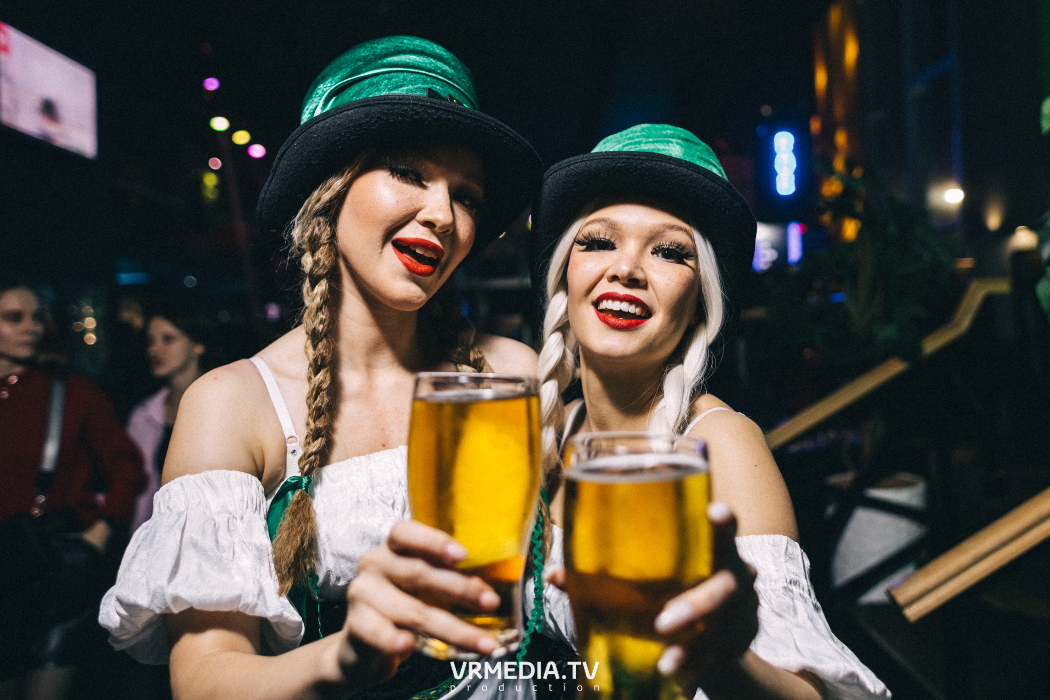 Выходные в баре «DOSKI»