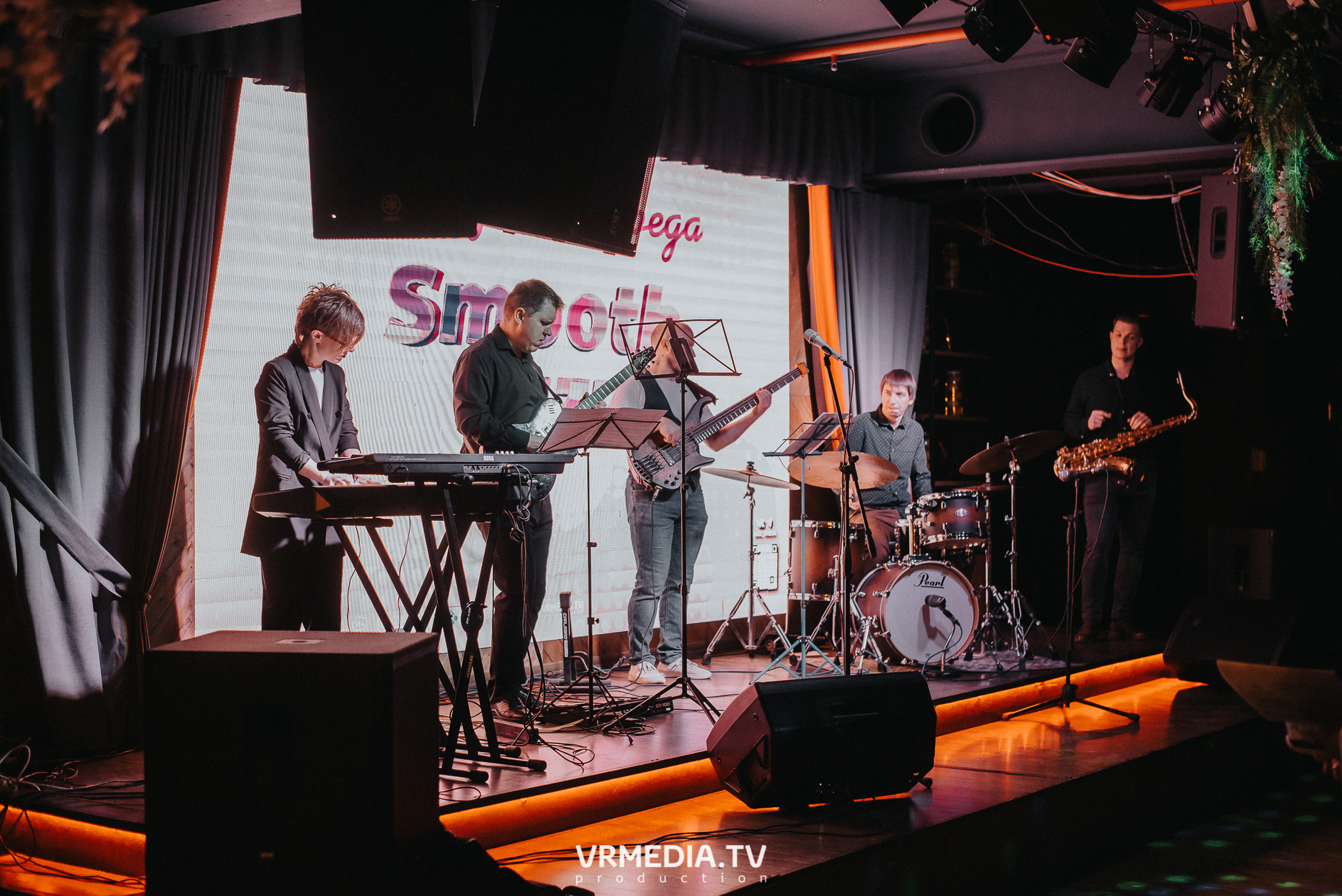 Джазовая среда. Mainstream & Smooth Jazz