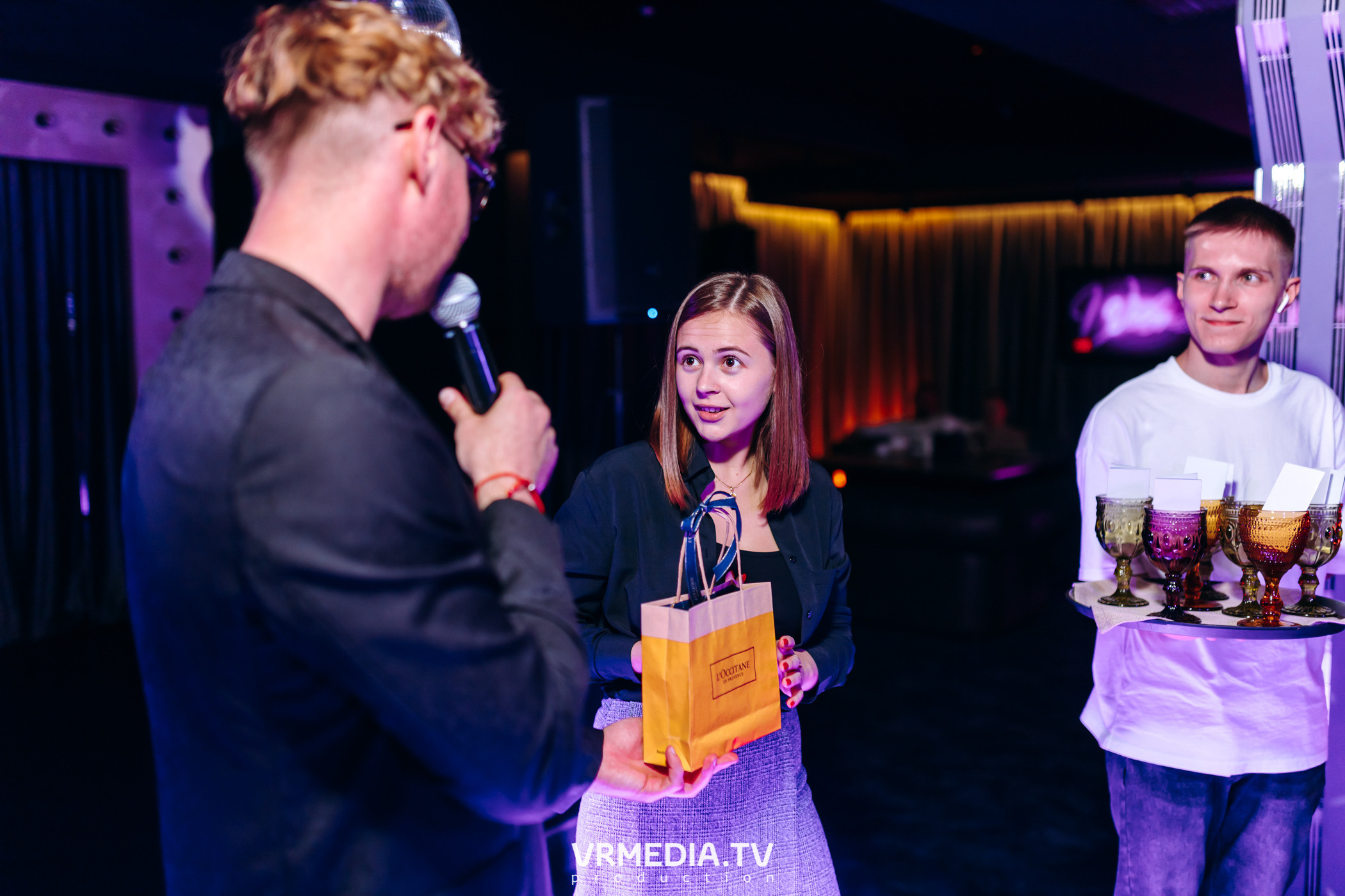 «Жуй орбит без сахара» в караоке-баре «Volna»