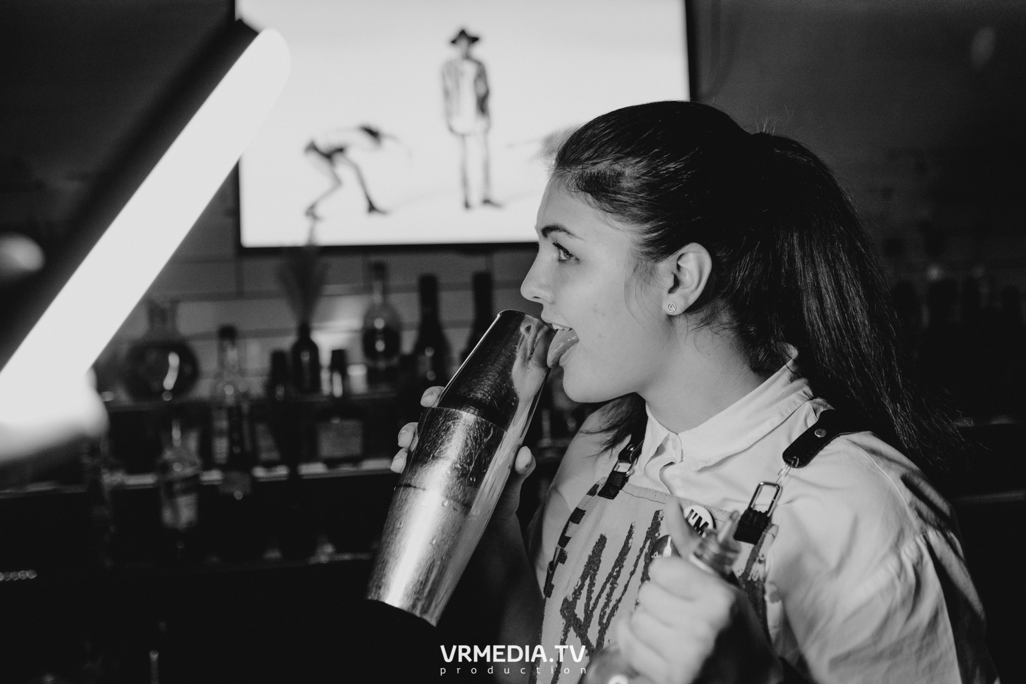 Выходные в баре «Cosmo»