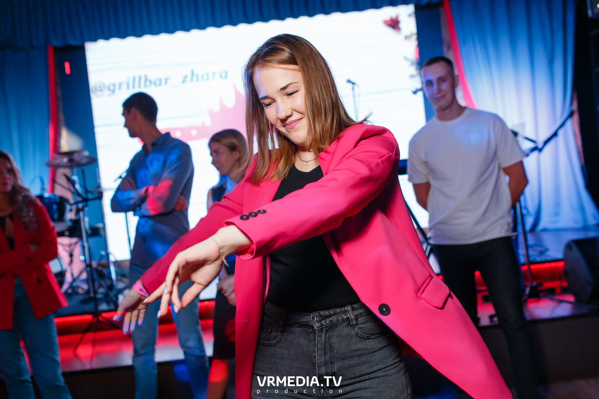 #ЖАРКИЕДНИИНОЧИ в гриль-баре «Жара»