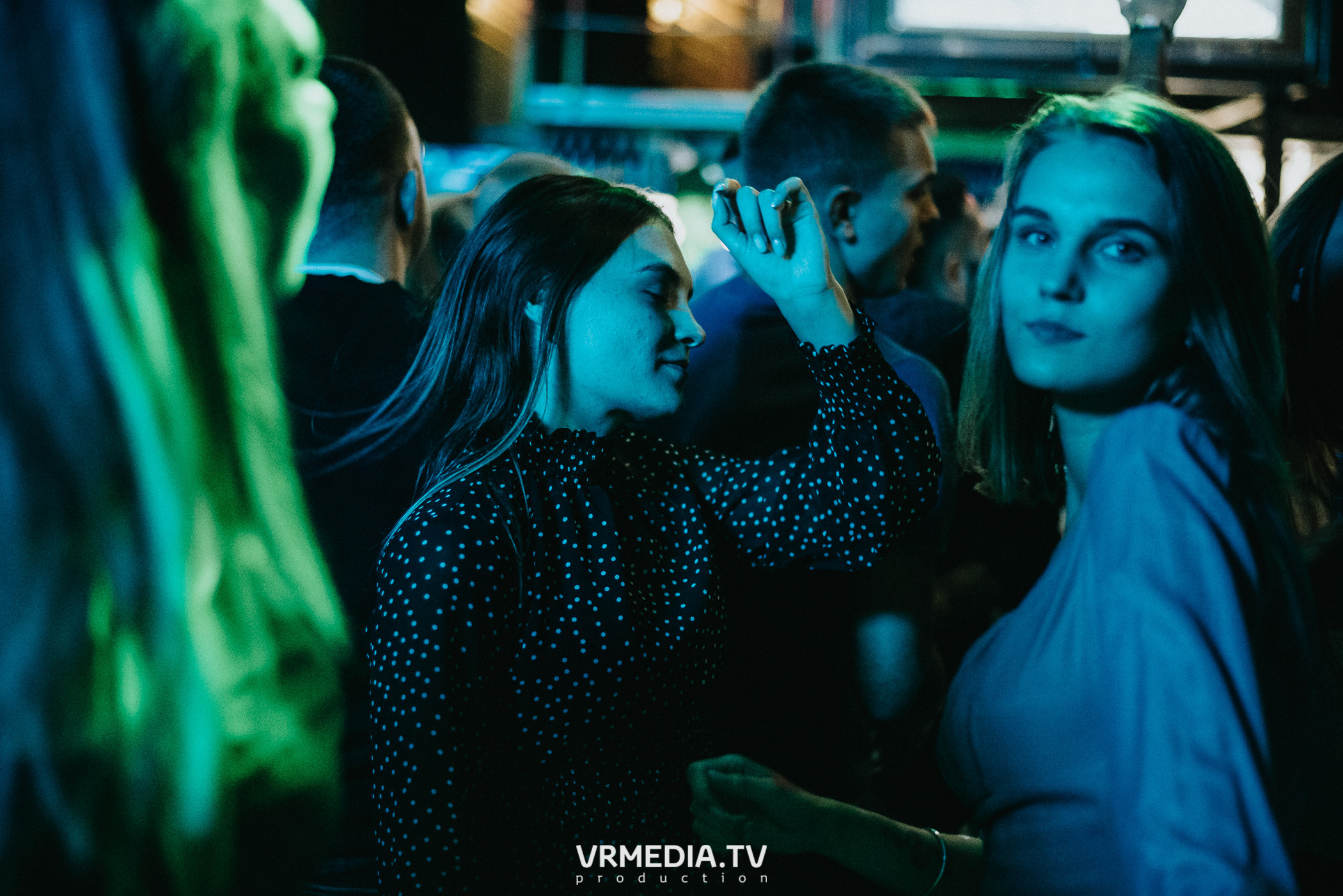 Выходные в баре «DOSKI»