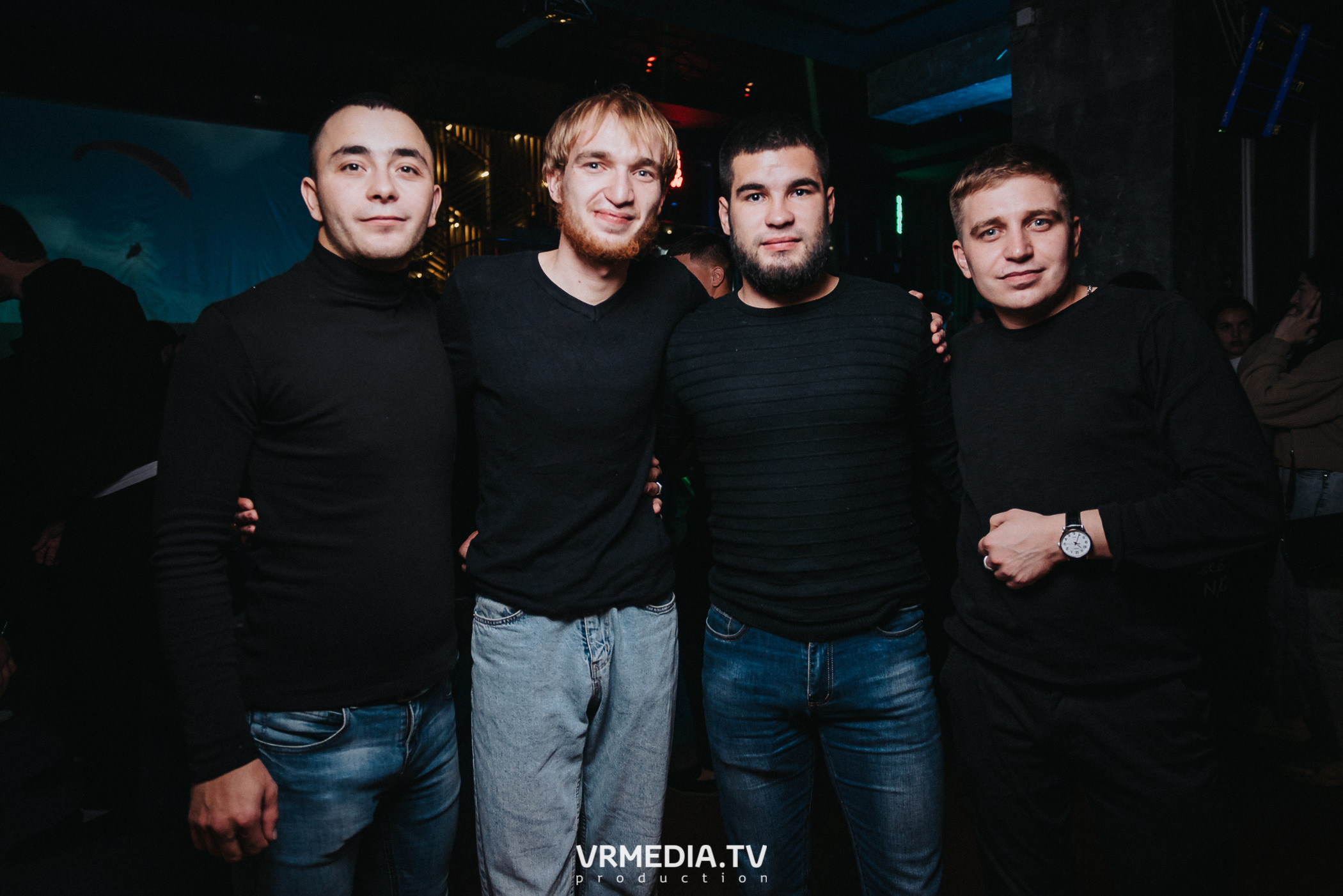 Выходные в баре «DOSKI»