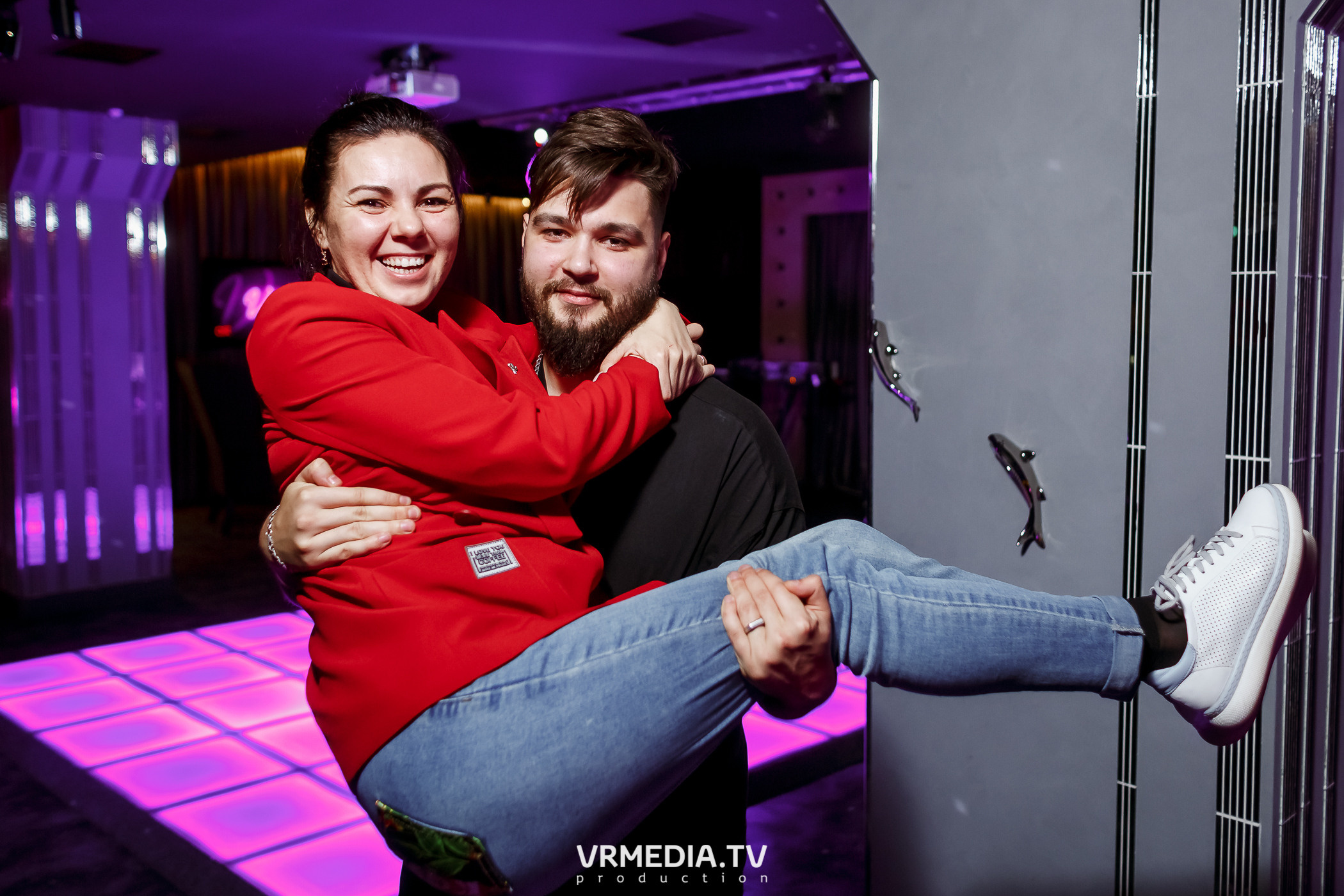 Выходные в караоке-баре «Volna»