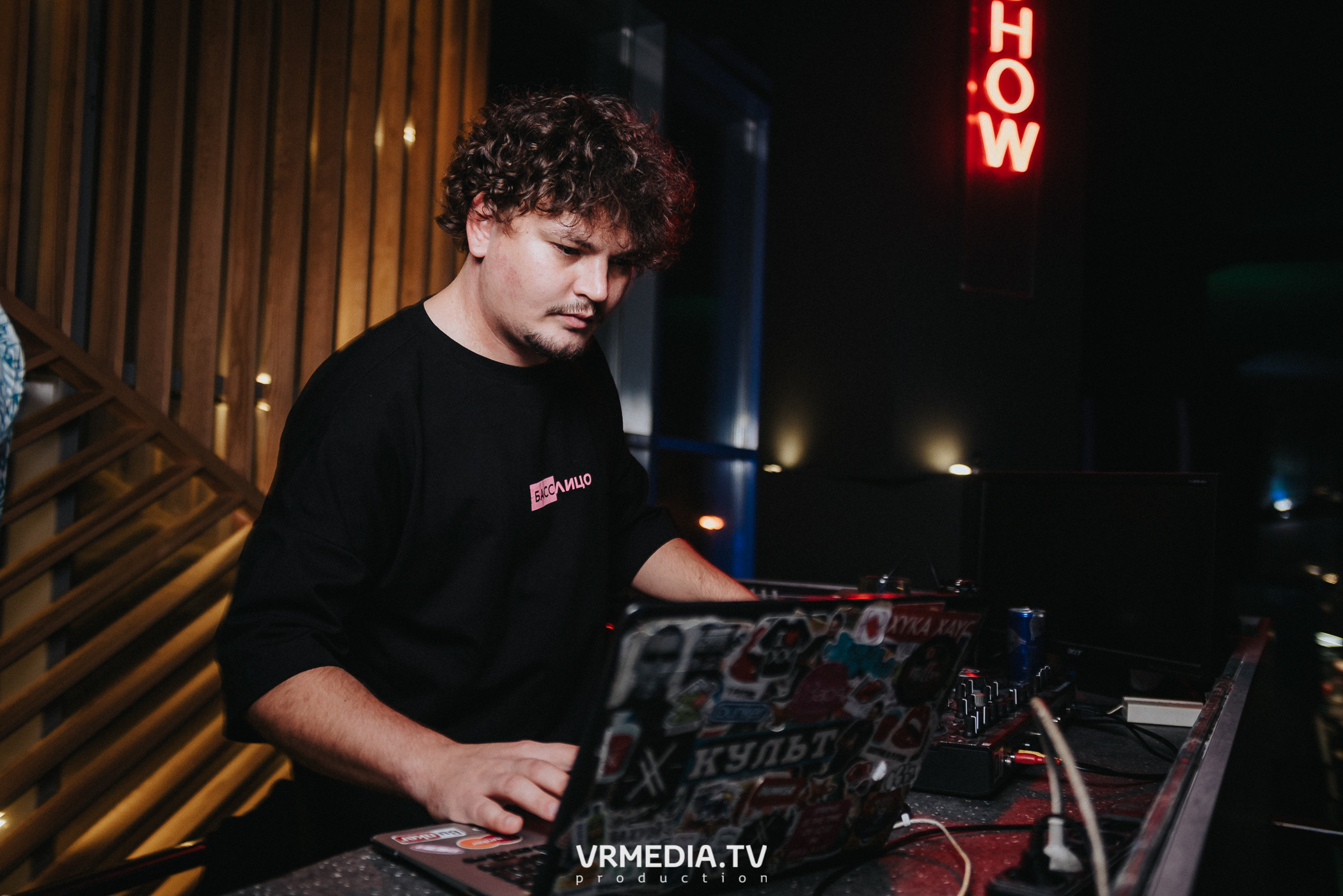 Выходные в баре «DOSKI»