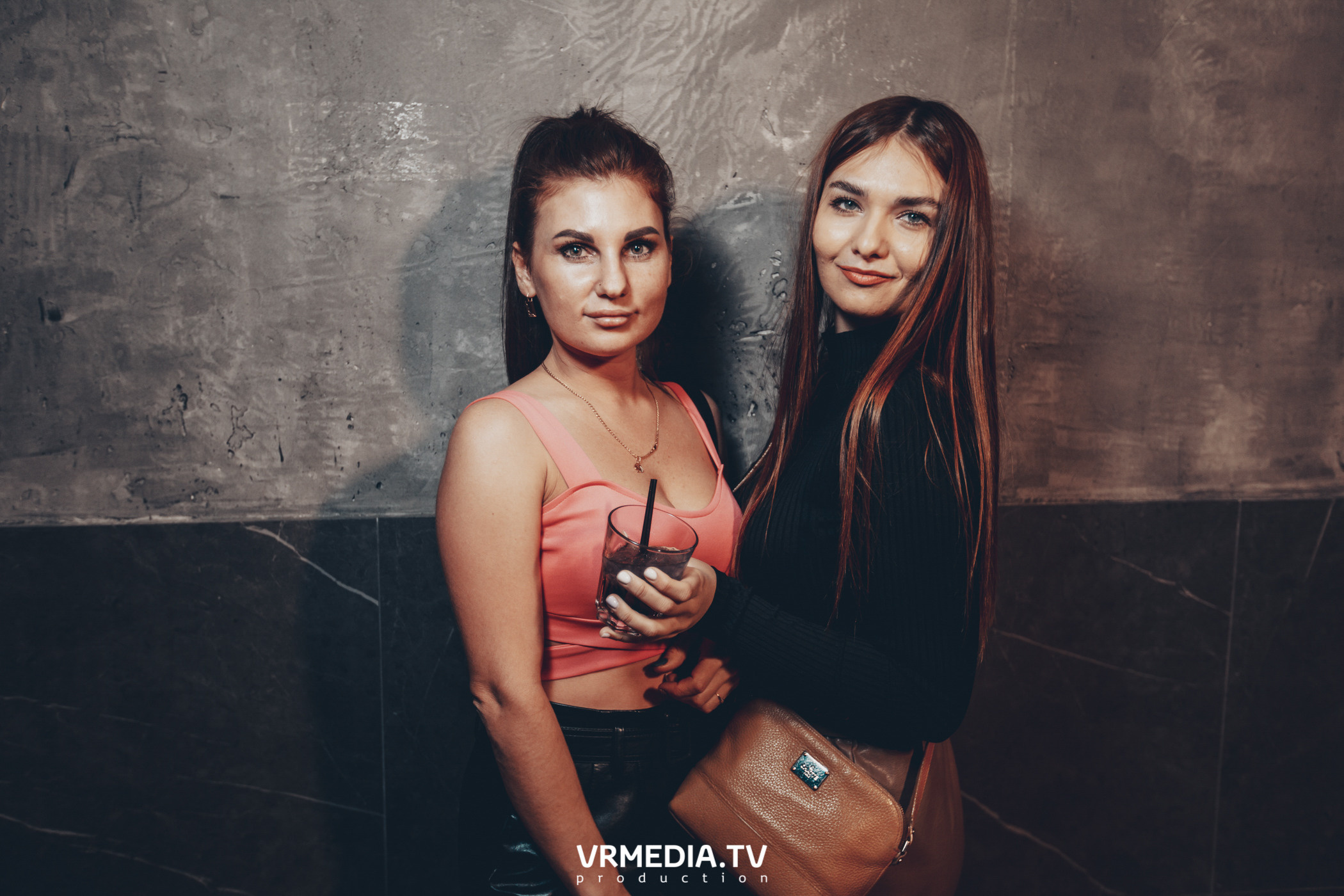 Выходные в баре «DOSKI»