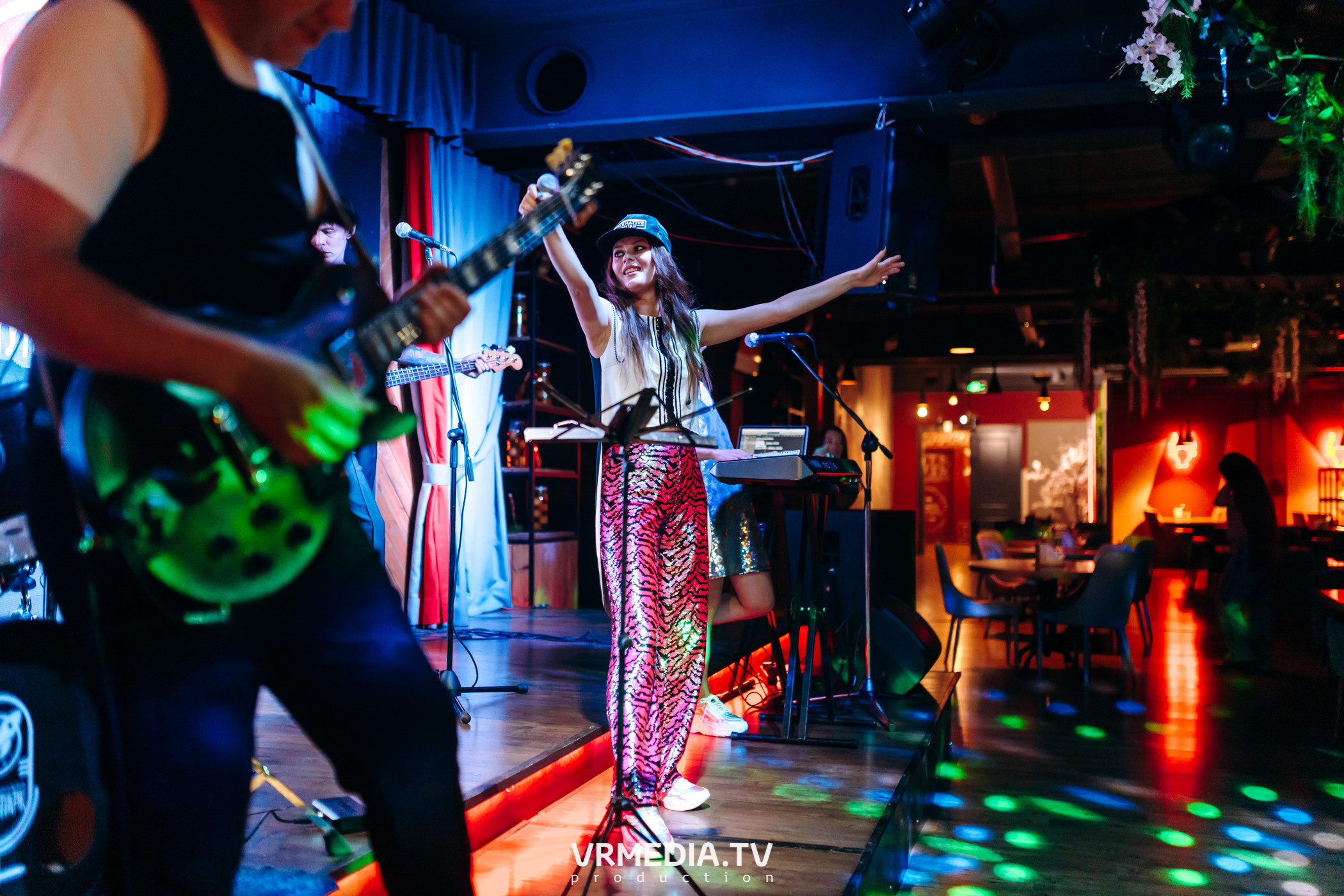 #ЖАРКИЕДНИИНОЧИ в гриль-баре «Жара»