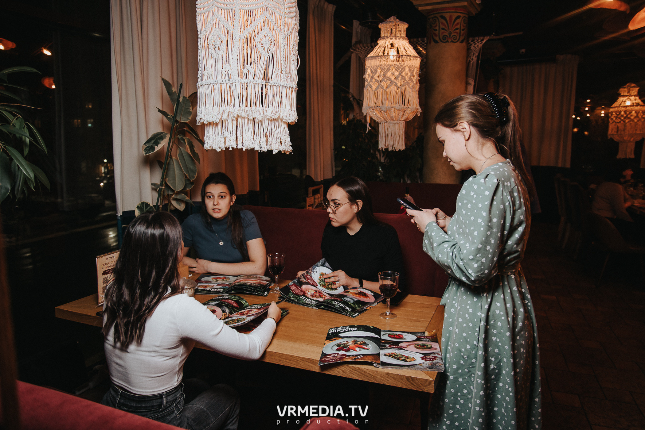 Выходные в ресторане «Хачапури тетушки Марико»