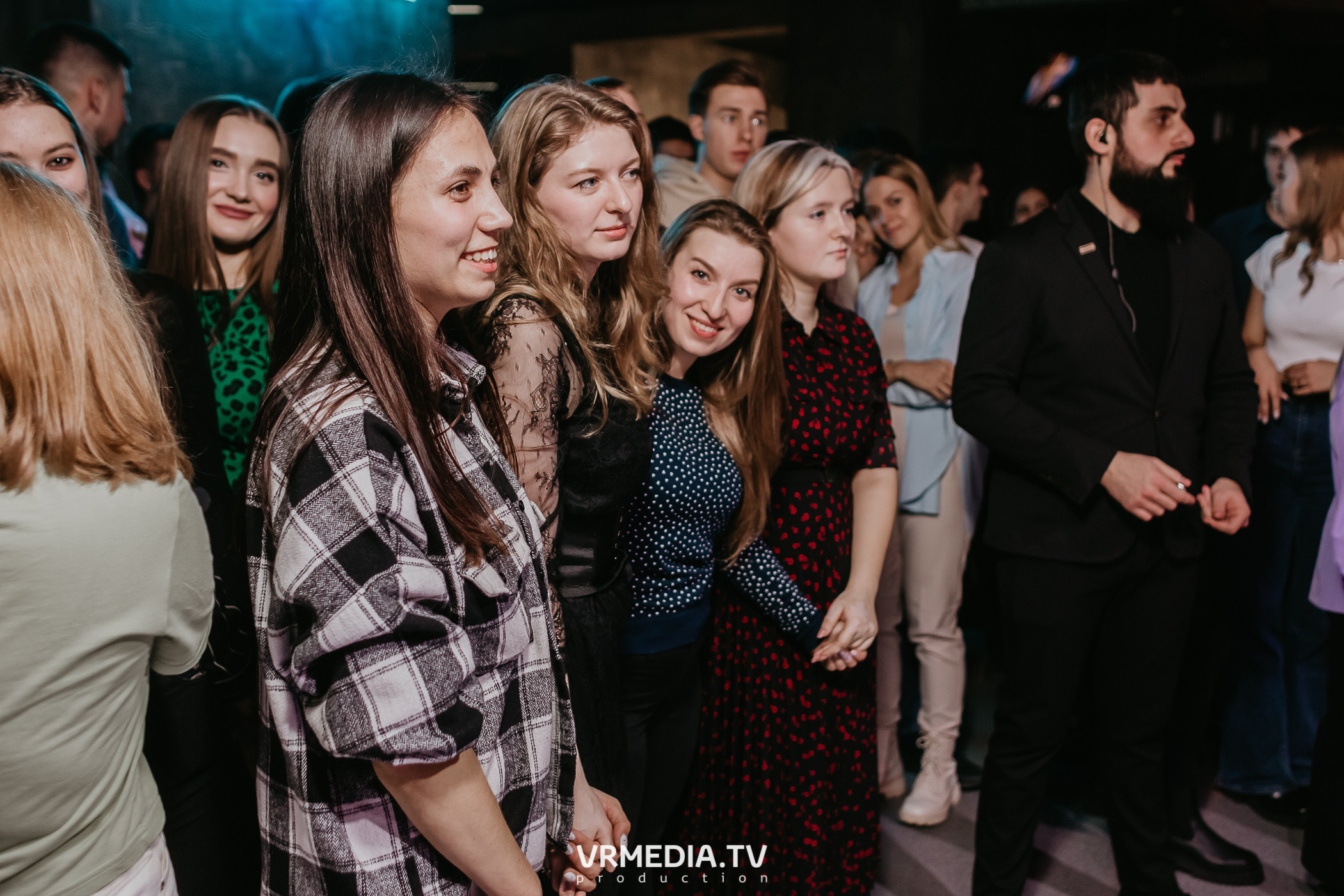 Выходные в баре «DOSKI»