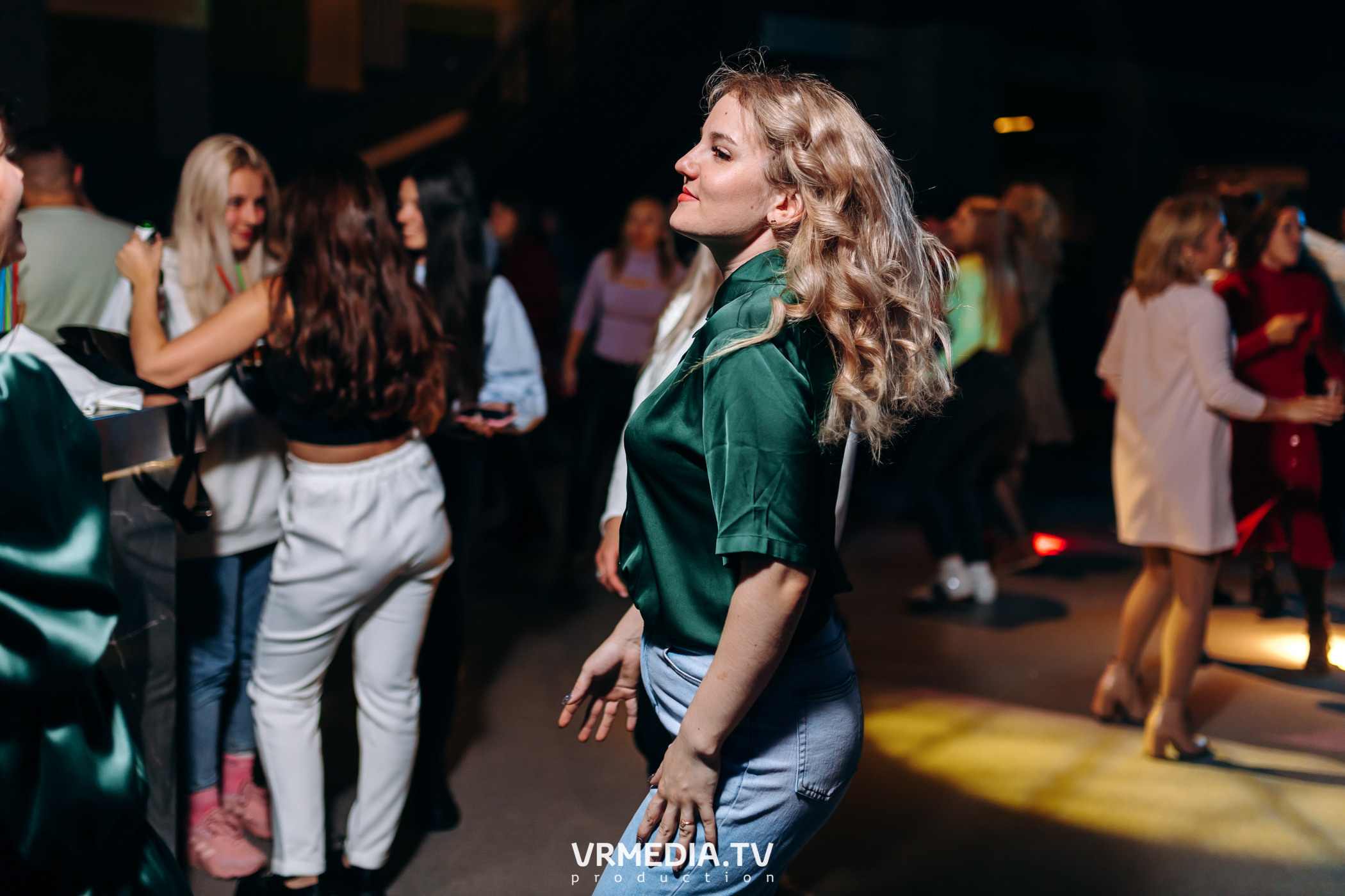 Выходные в баре «DOSKI»