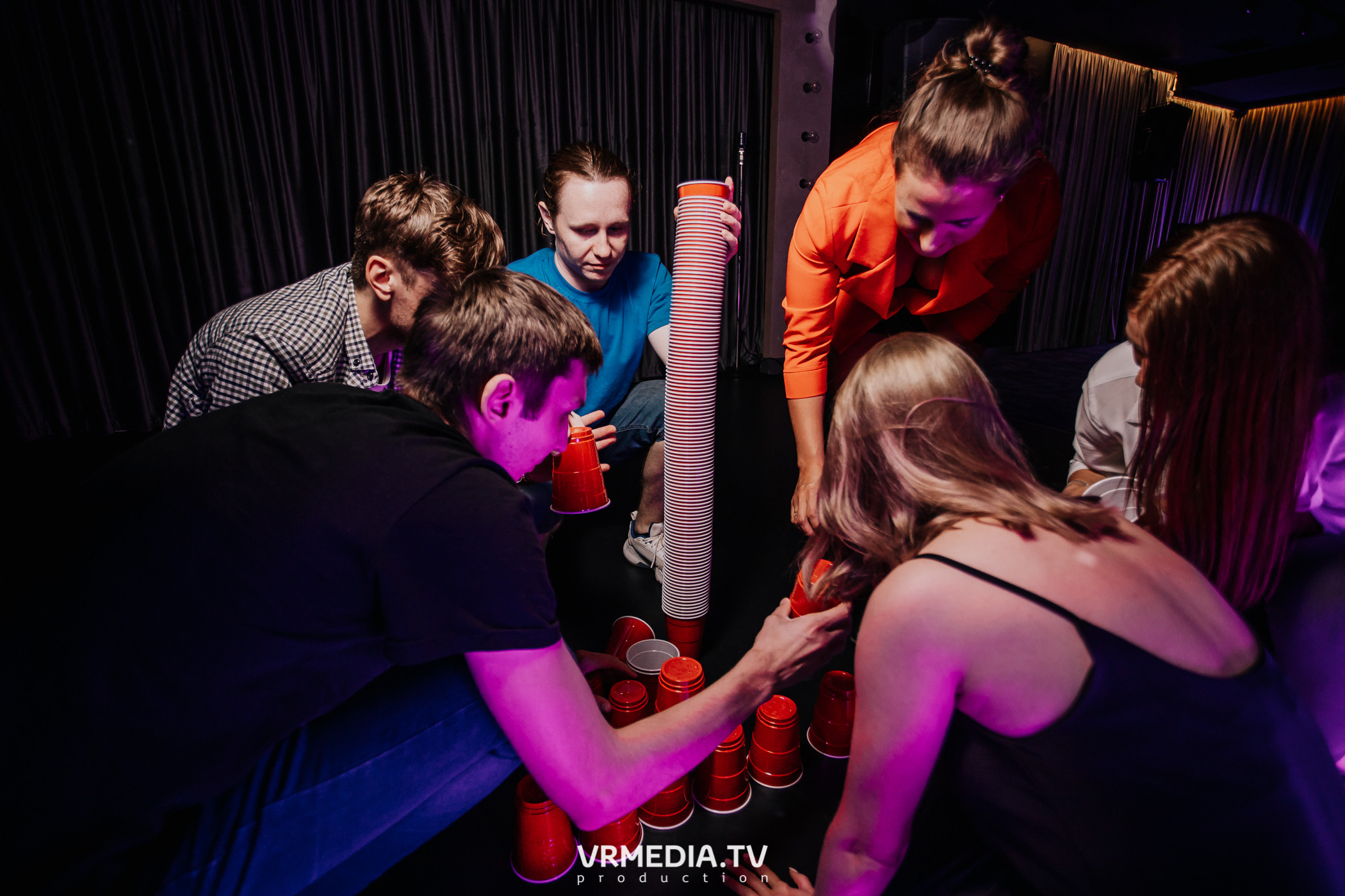 Выходные в караоке-баре «Volna»