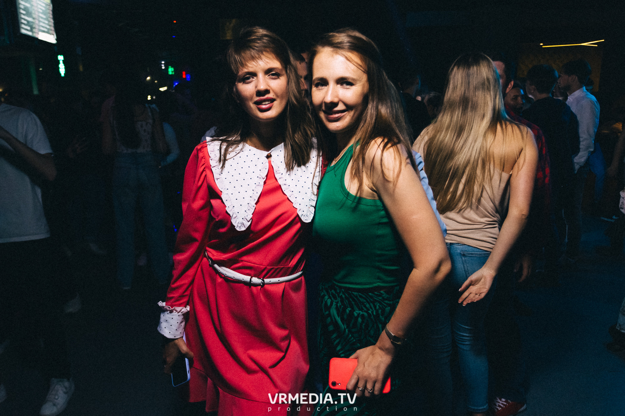 Выходные в баре «DOSKI»