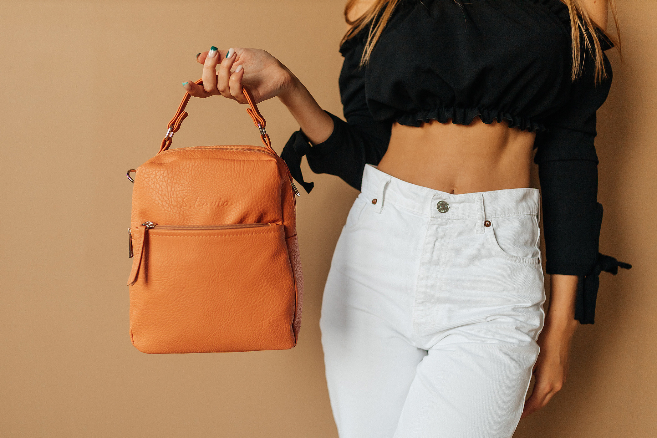 Бутик сумок и чемоданов «Королевство Сумок»