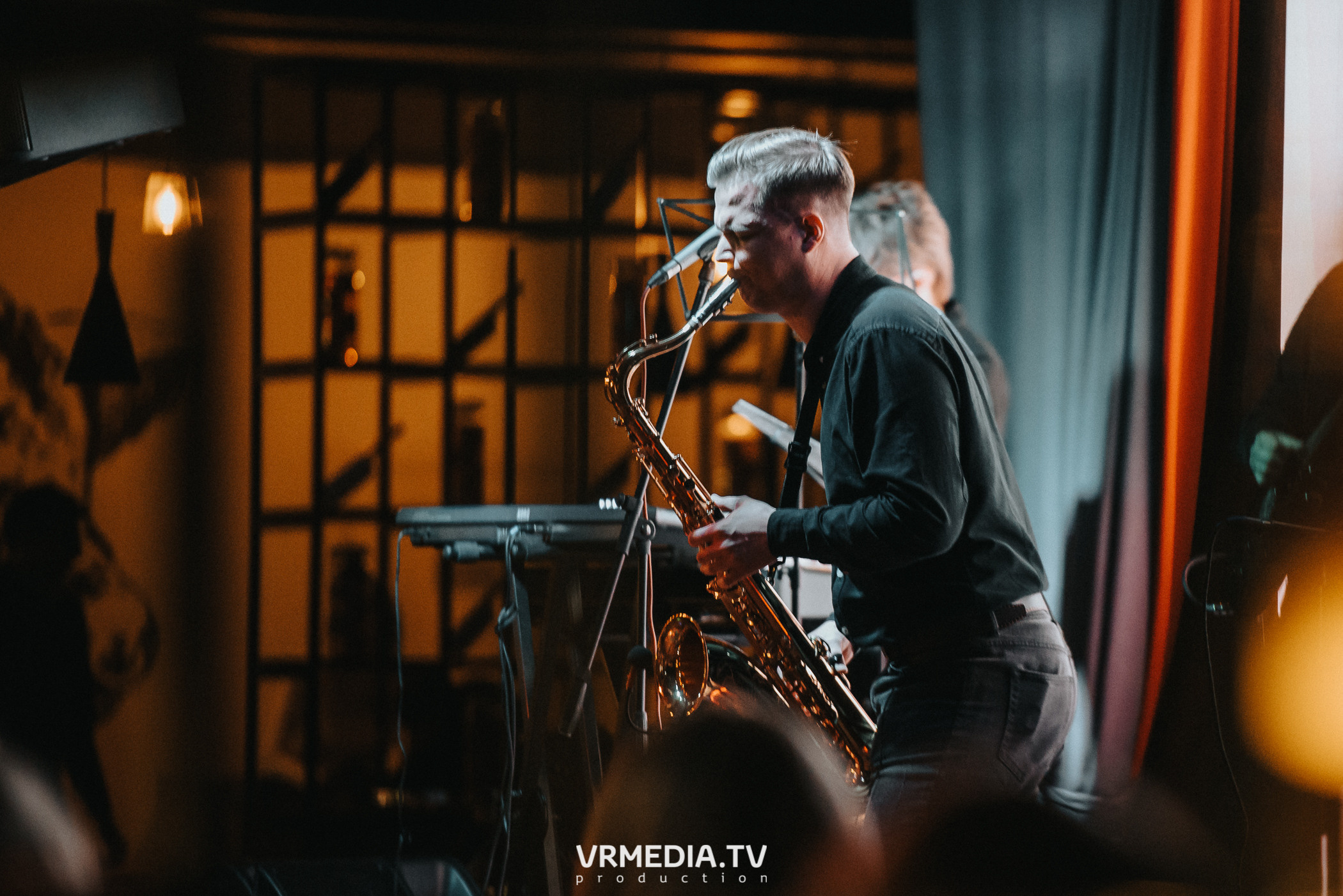 Джазовая среда. Mainstream & Smooth Jazz