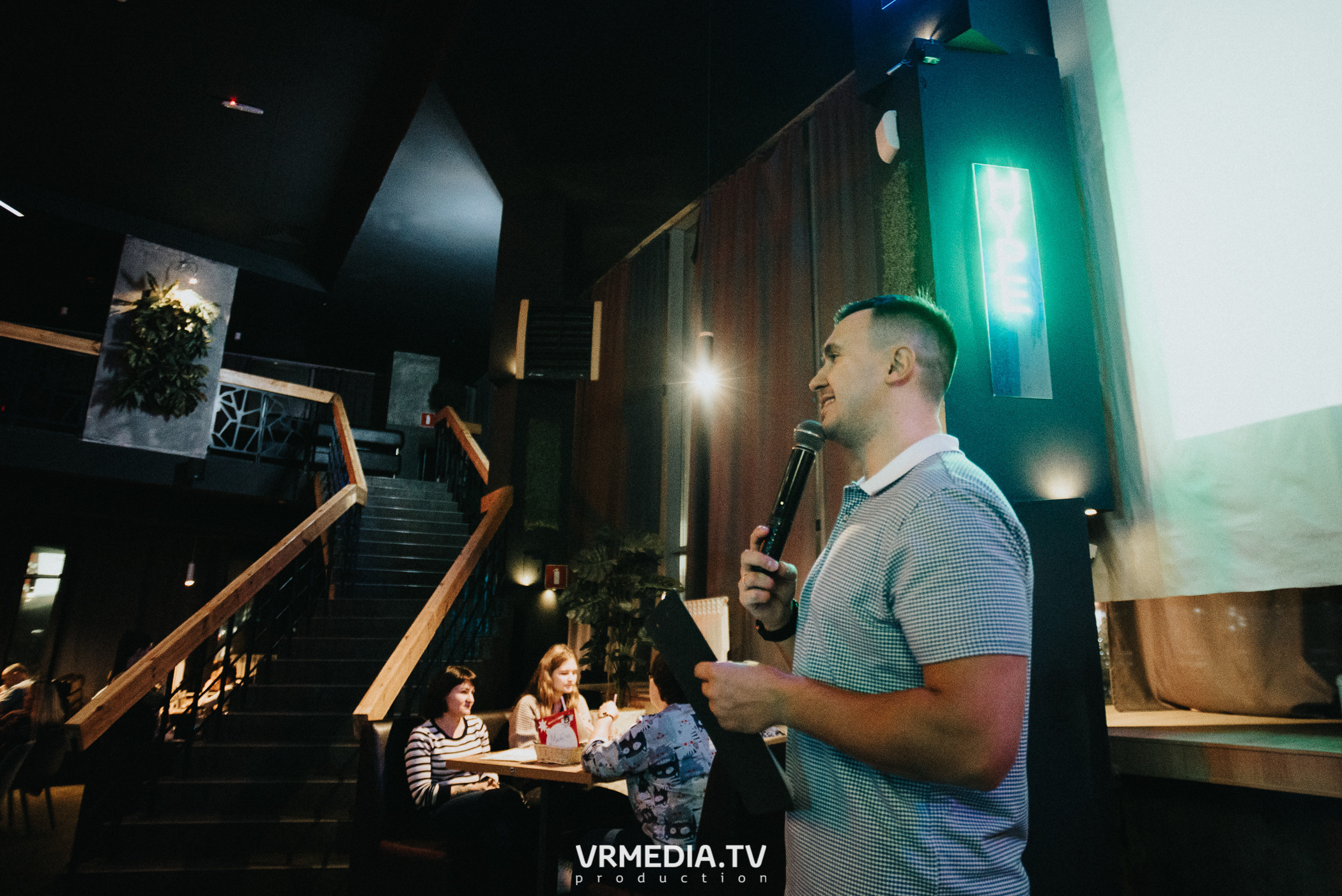 WoW QuiZ в баре «DOSKI»