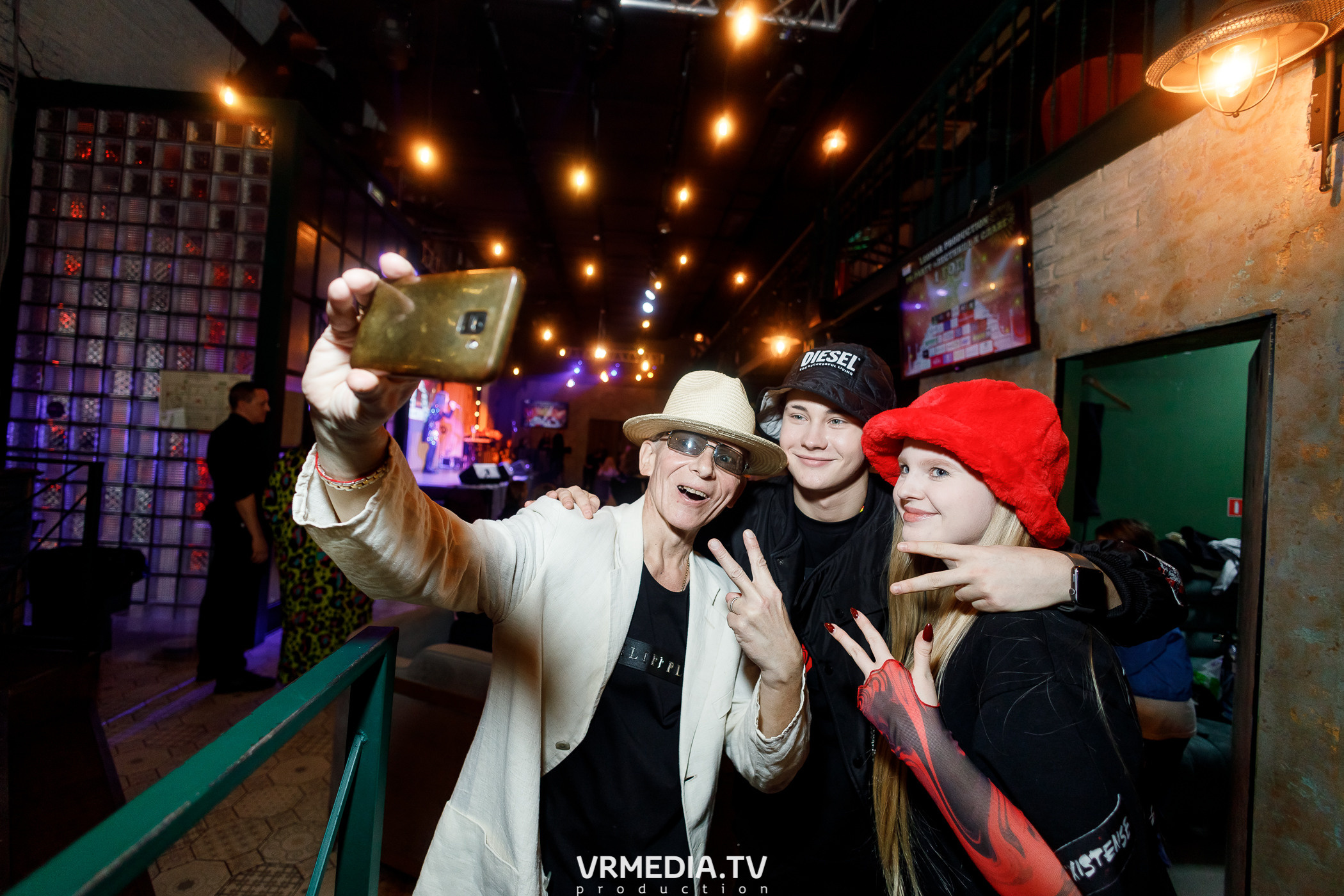 Leomar production. Лестница к славе «1 год»