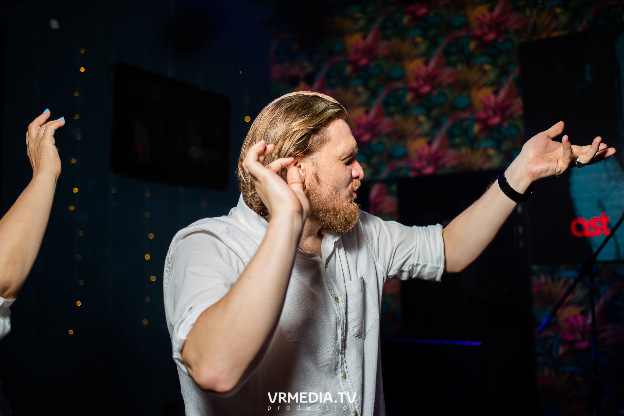 Выходные в караоке-баре «Опера»