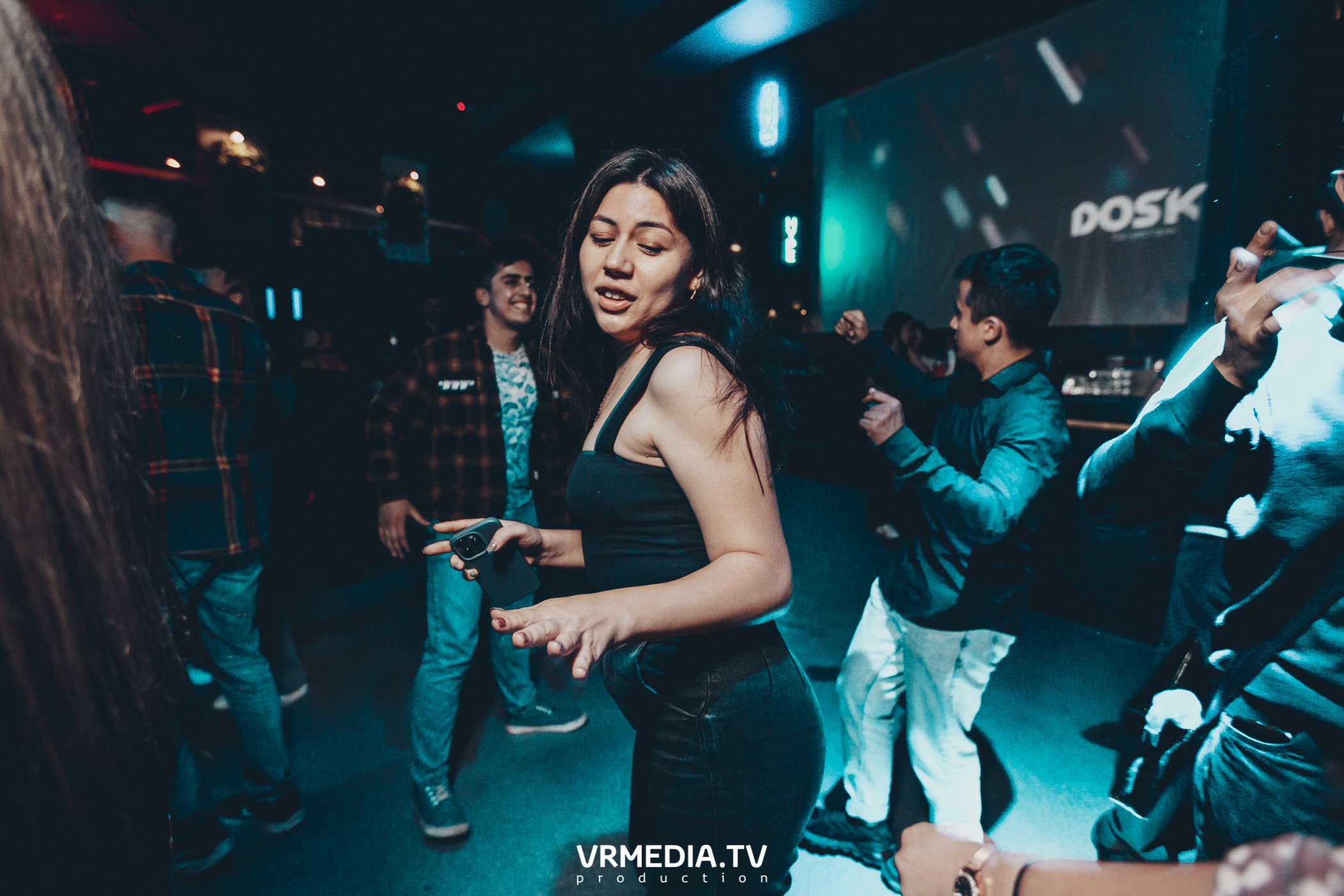 Выходные в баре «DOSKI»