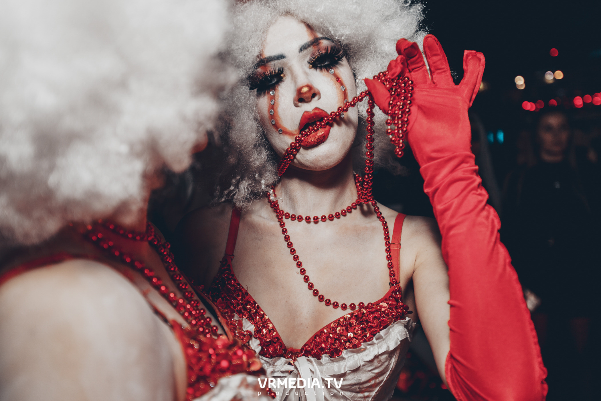 Театр мёртвых кукол в баре «DOSKI»