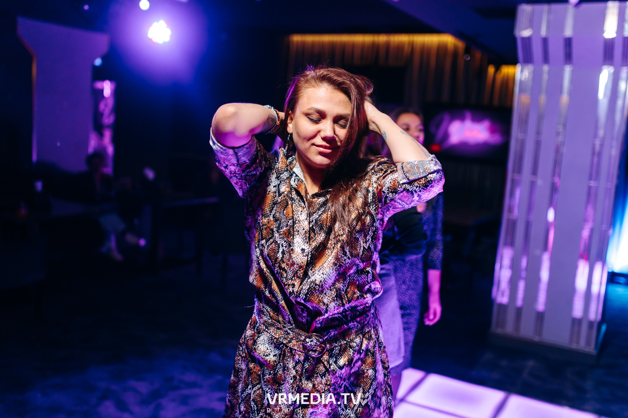 «Жуй орбит без сахара» в караоке-баре «Volna»