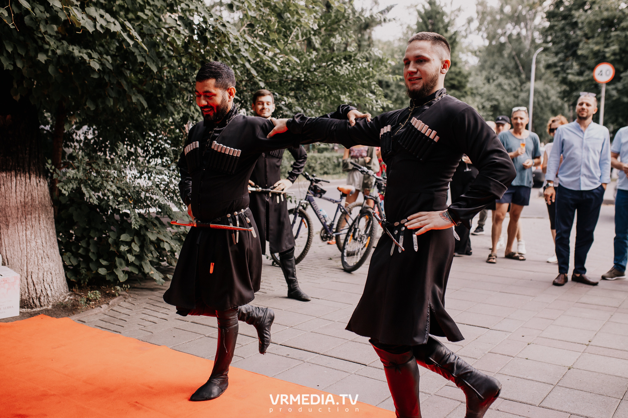 День рождения ресторана «Батоно Хинкали»