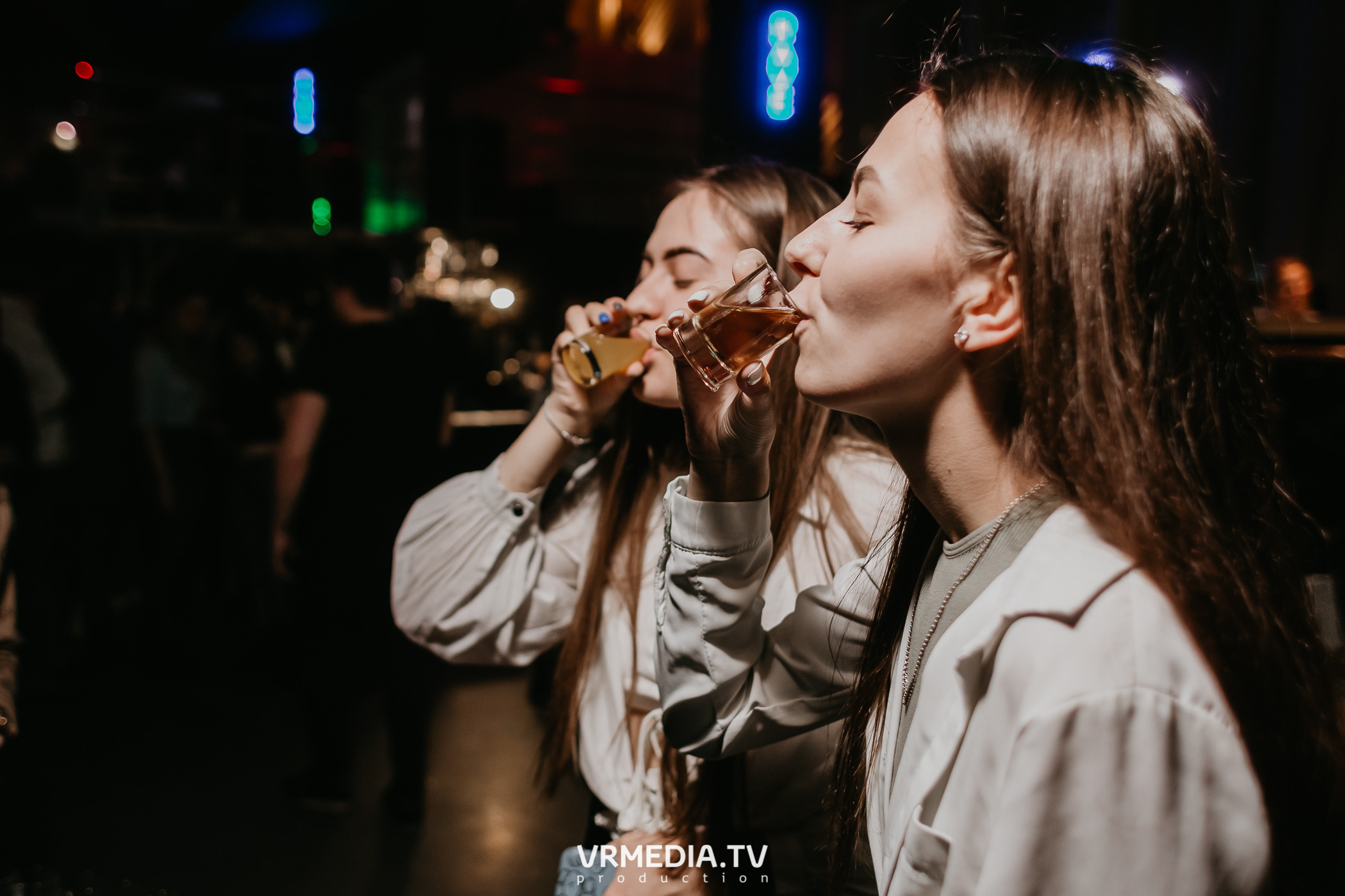 Выходные в баре «DOSKI»