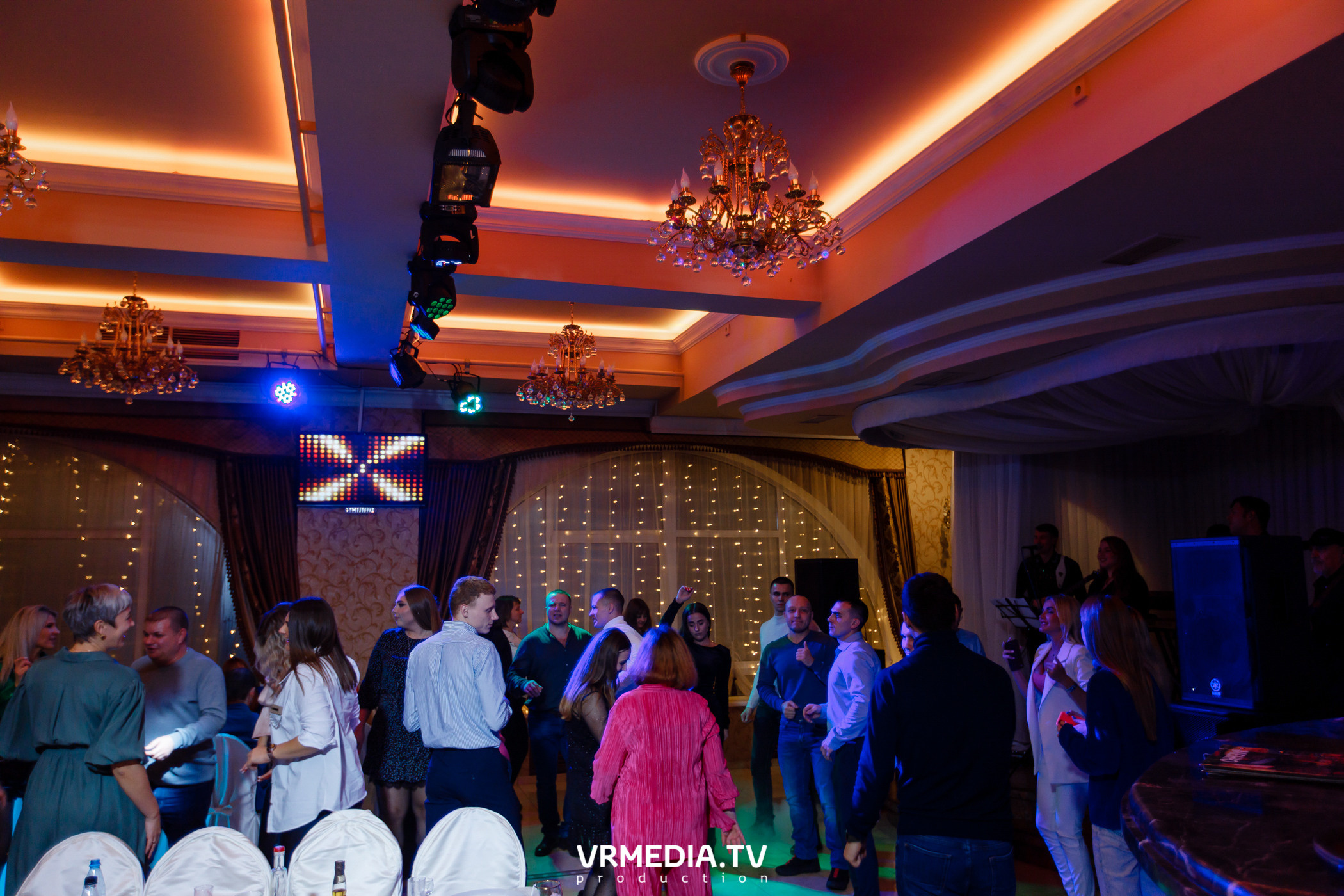 Выходные в ресторане «Лазурный берег»