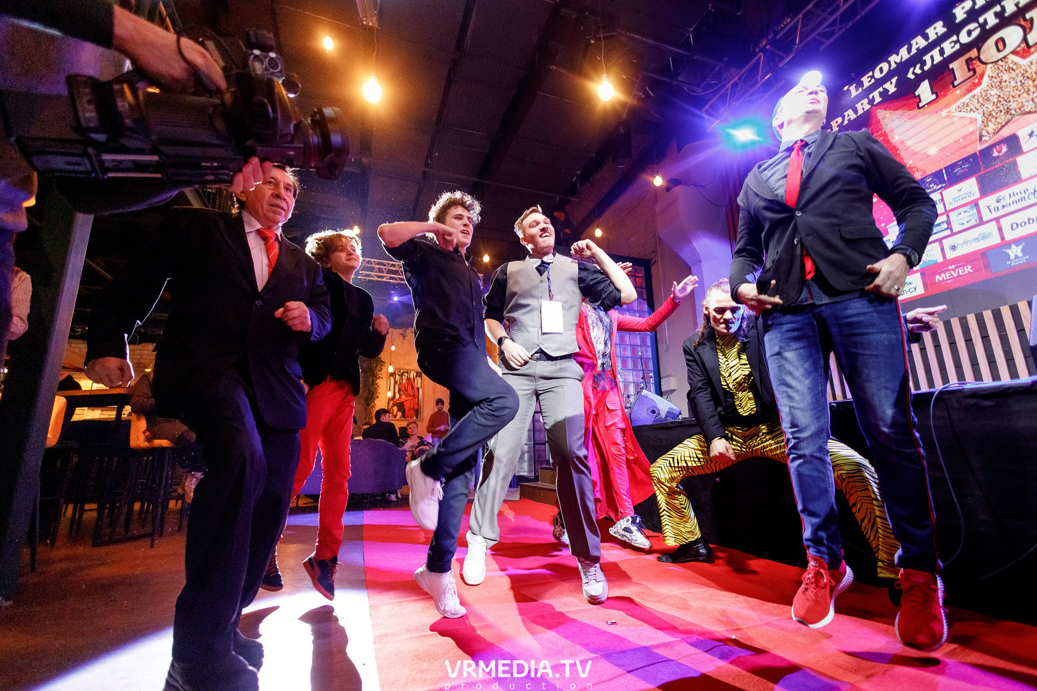 Leomar production. Лестница к славе «1 год»