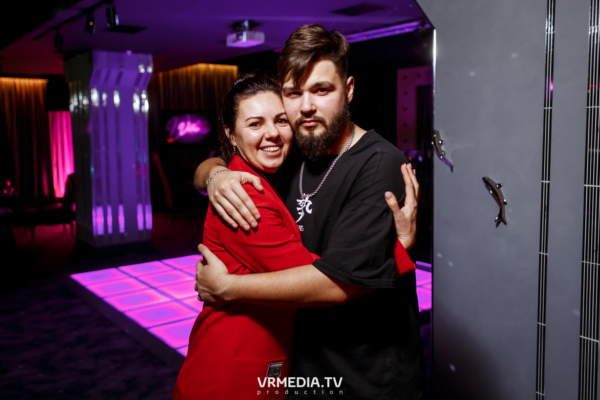 Выходные в караоке-баре «Volna»