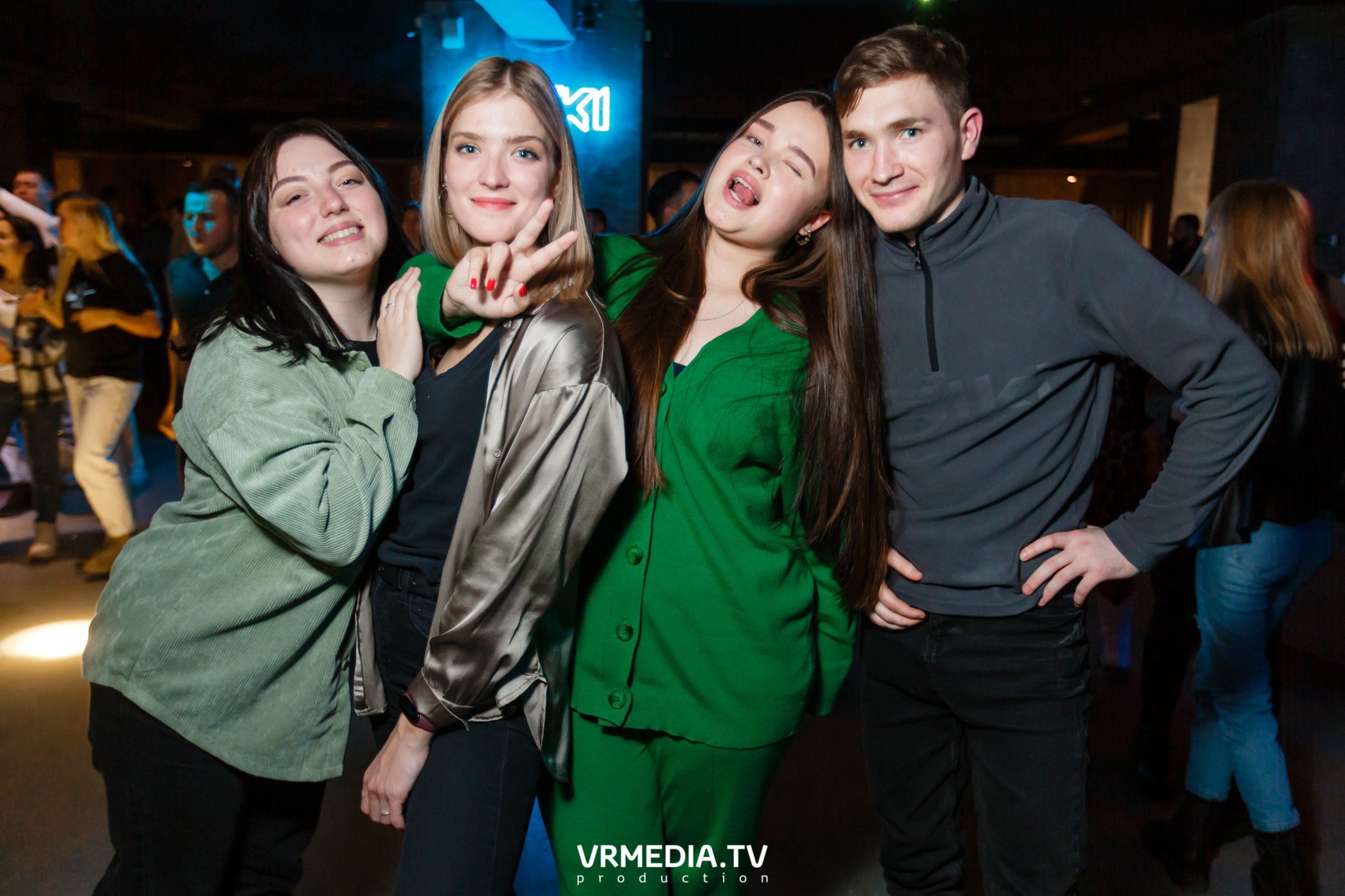 Выходные в баре «DOSKI»