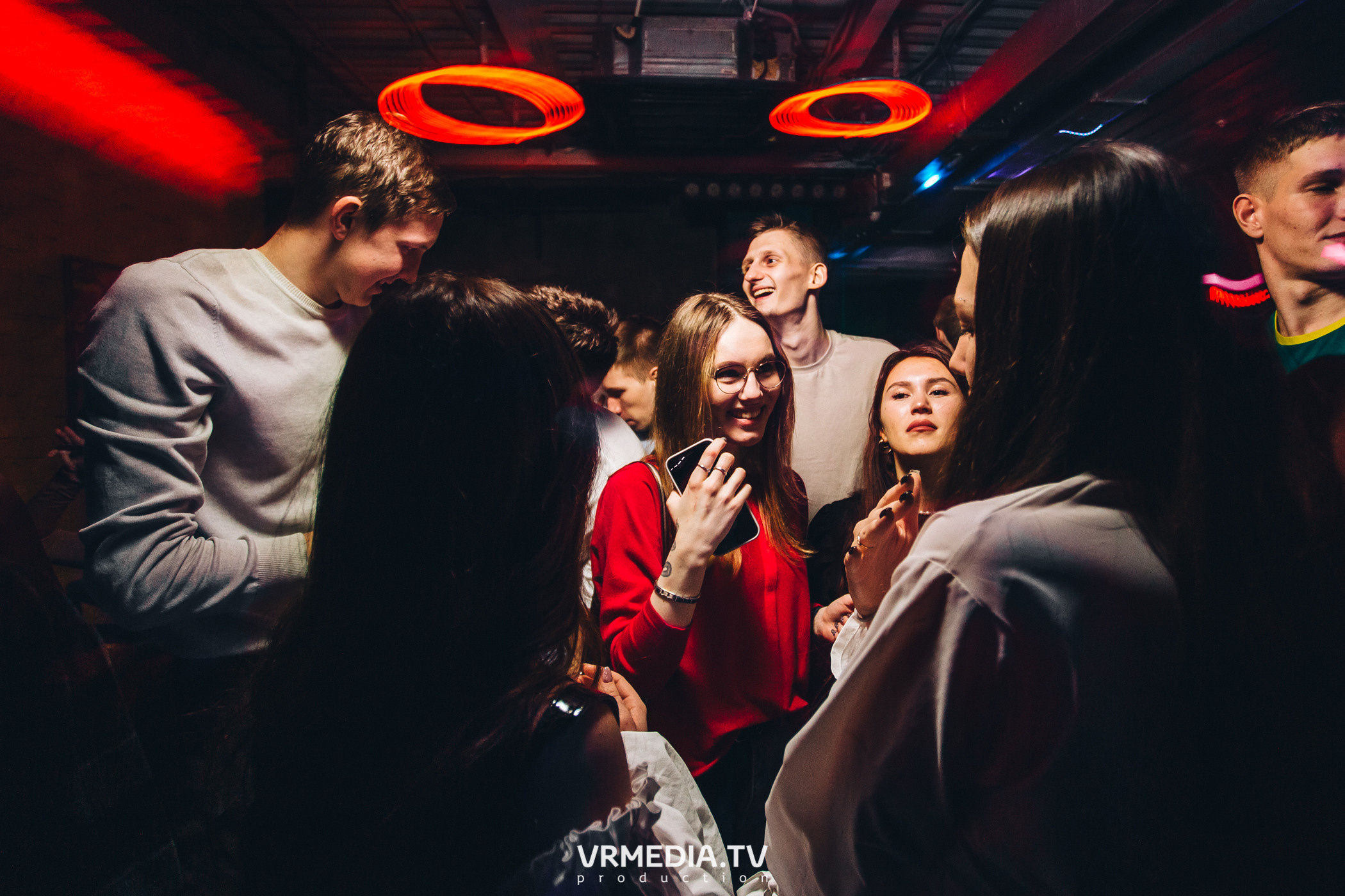 Выходные в баре «Хука Хаус»