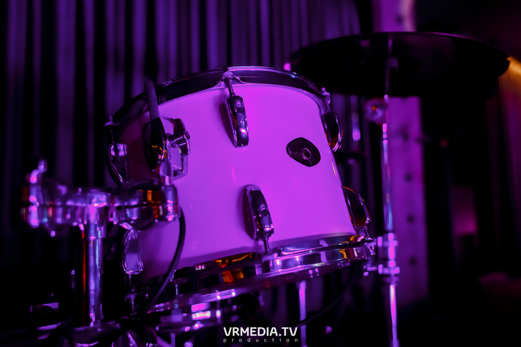 Выходные в караоке-баре «Volna»