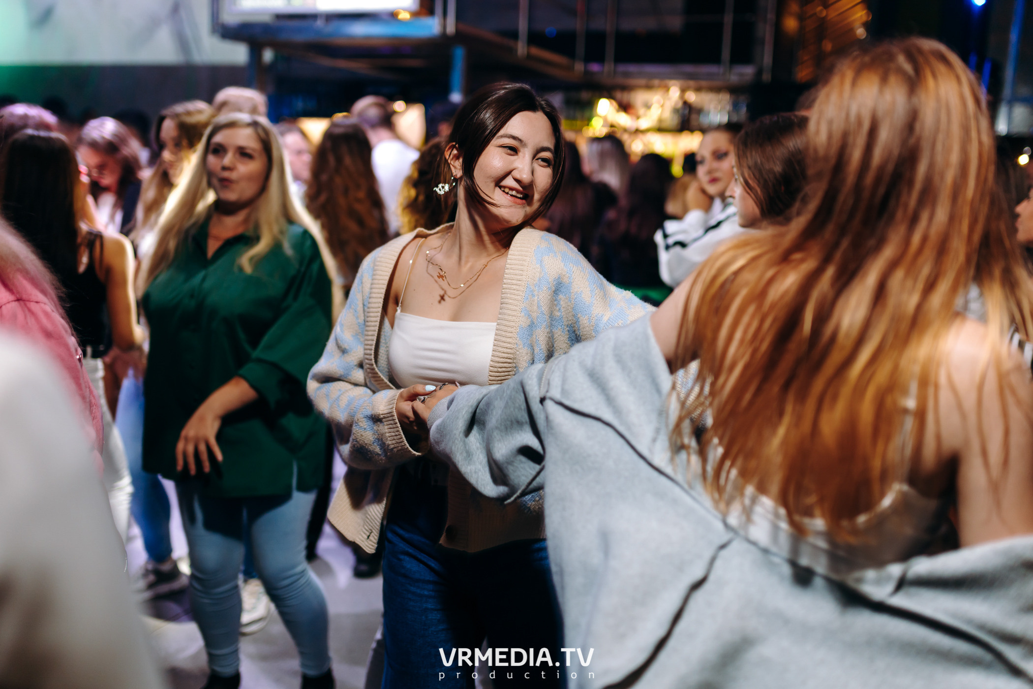 Выходные в баре «DOSKI»