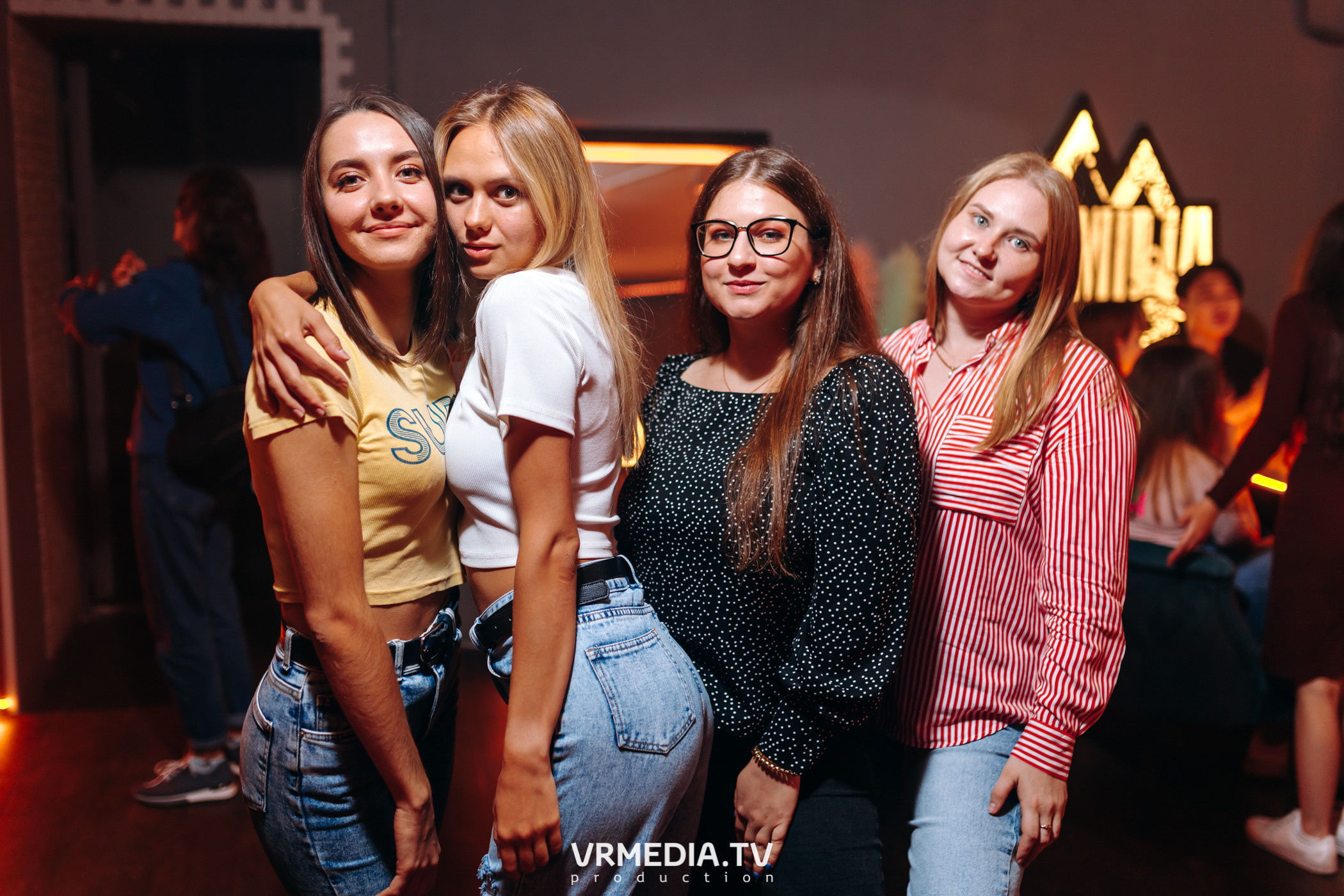 Ночь Безумного Бармена в Lounge Voice Hall «Familia»