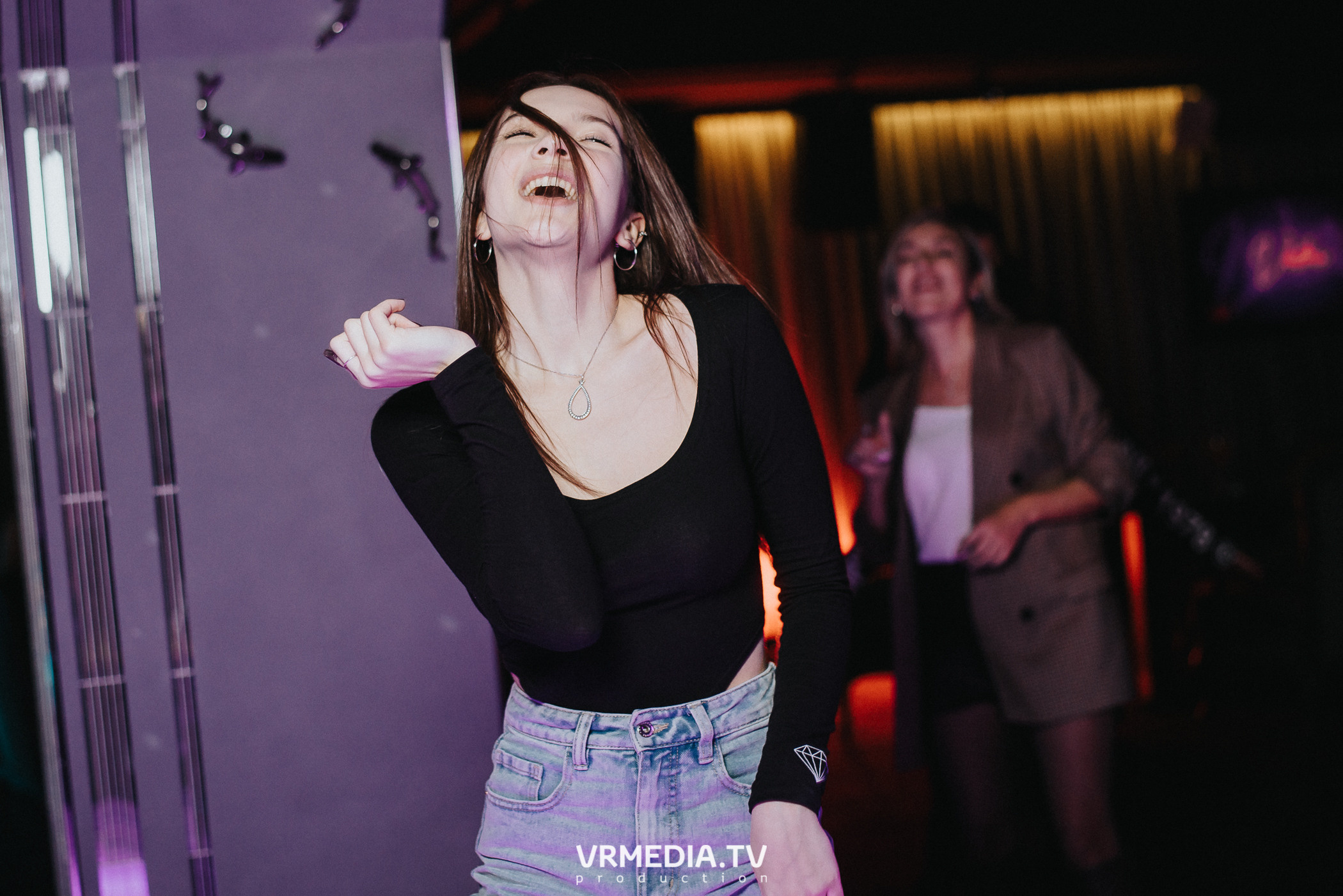 Выходные в караоке-баре «Volna»