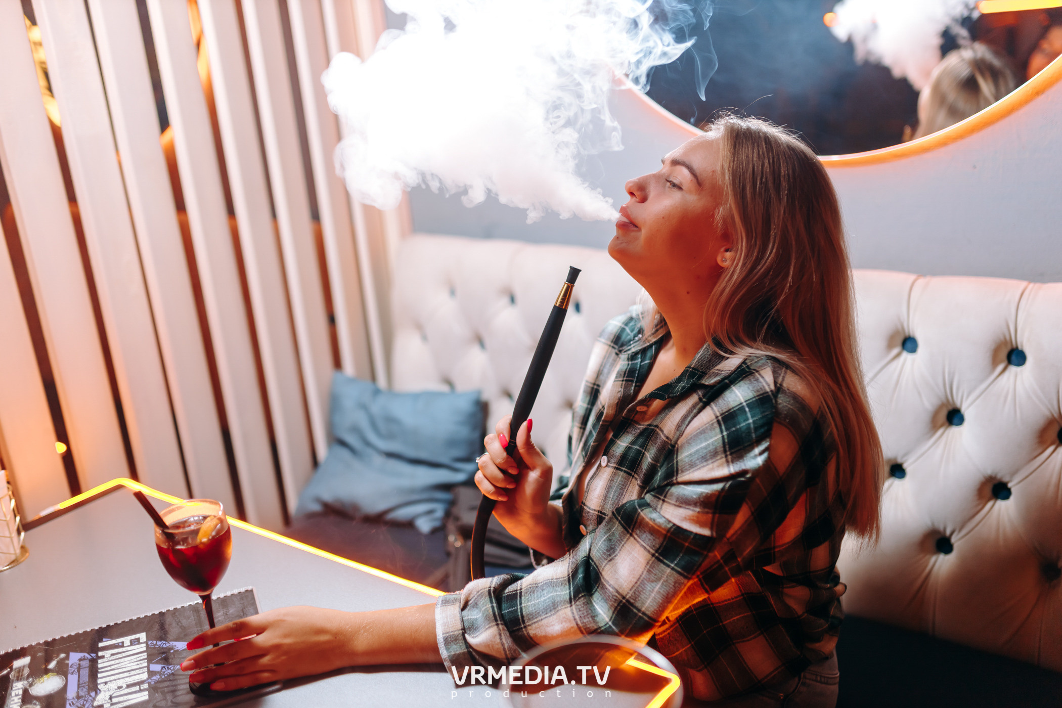 Ночь Безумного Бармена в Lounge Voice Hall «Familia»