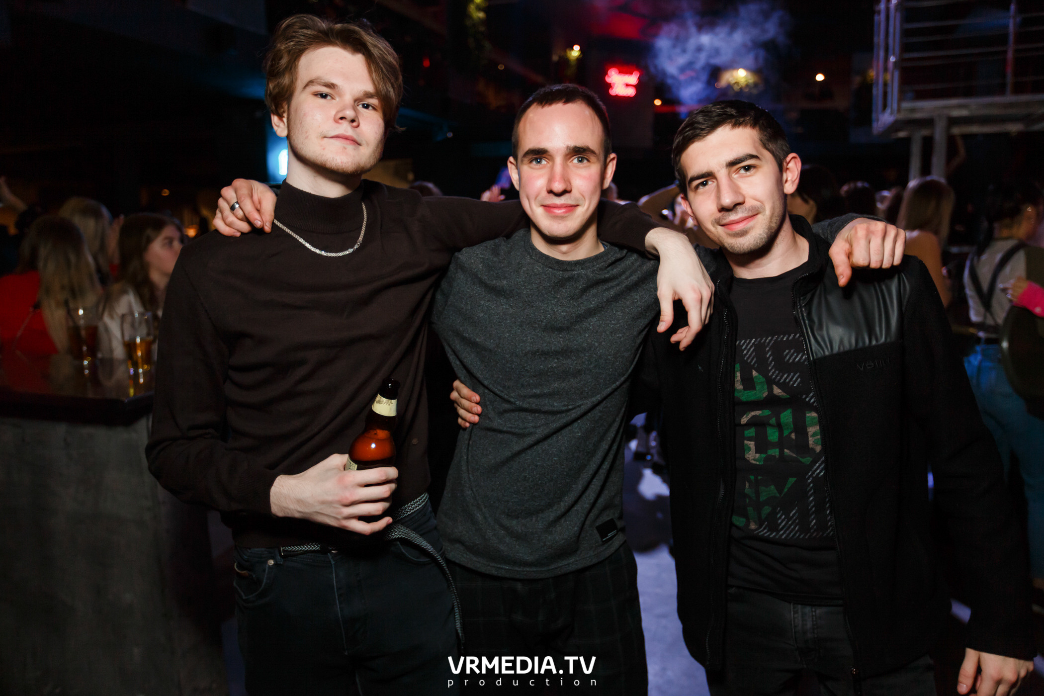 Выходные в баре «DOSKI»