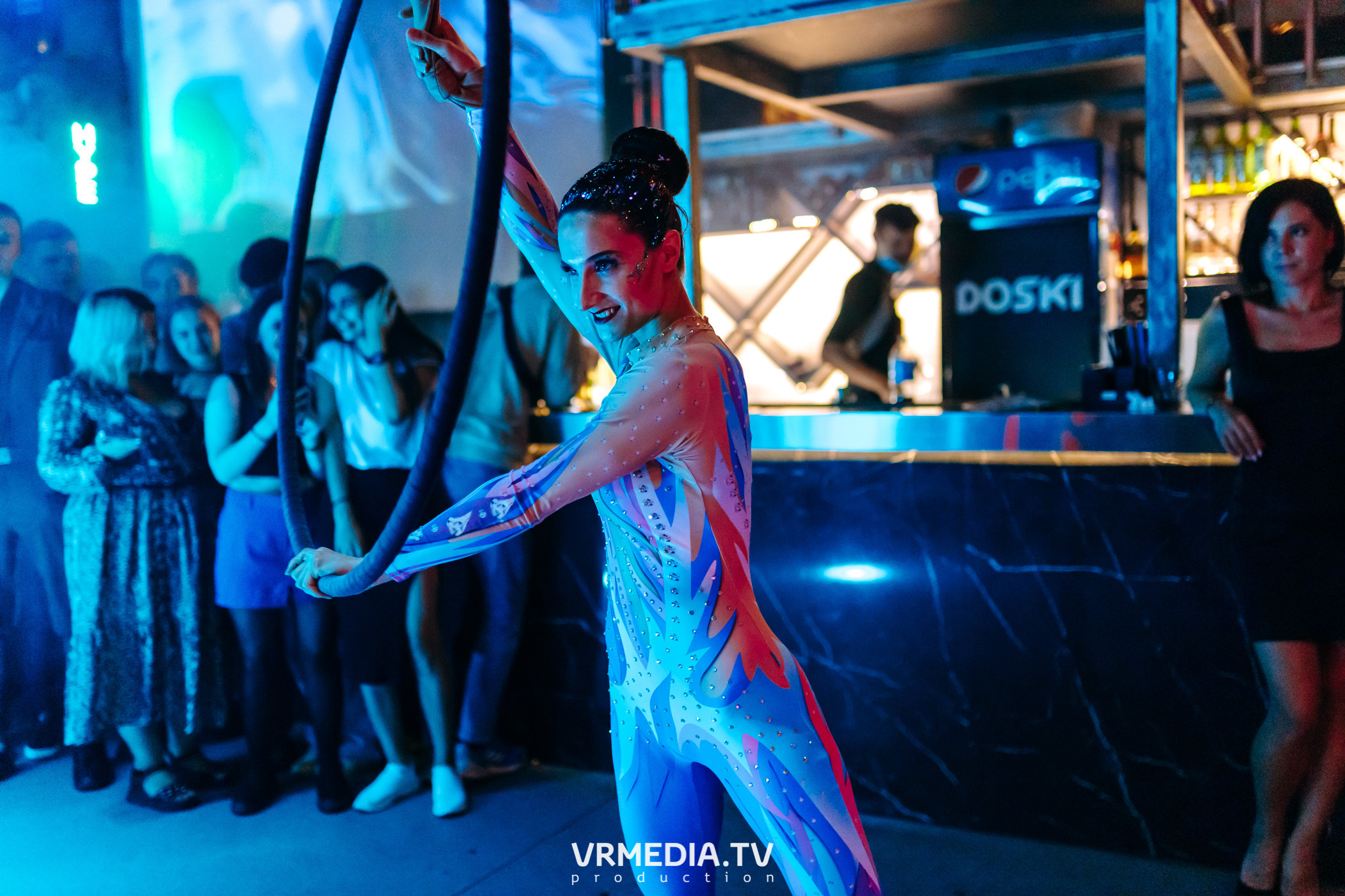 Выходные в баре «DOSKI»