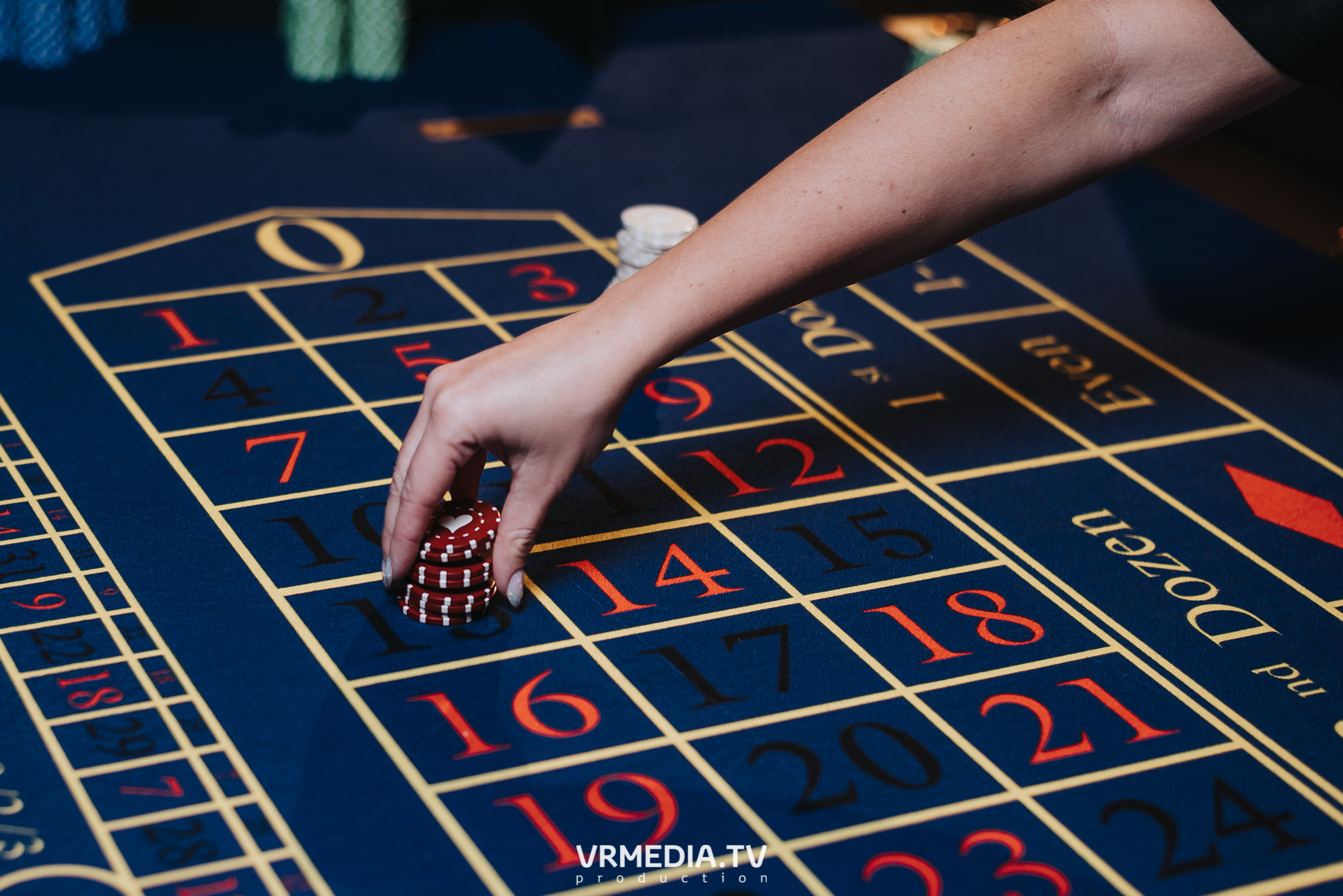 «Игра с Александром Друзем». В честь 27-летия компании БКС