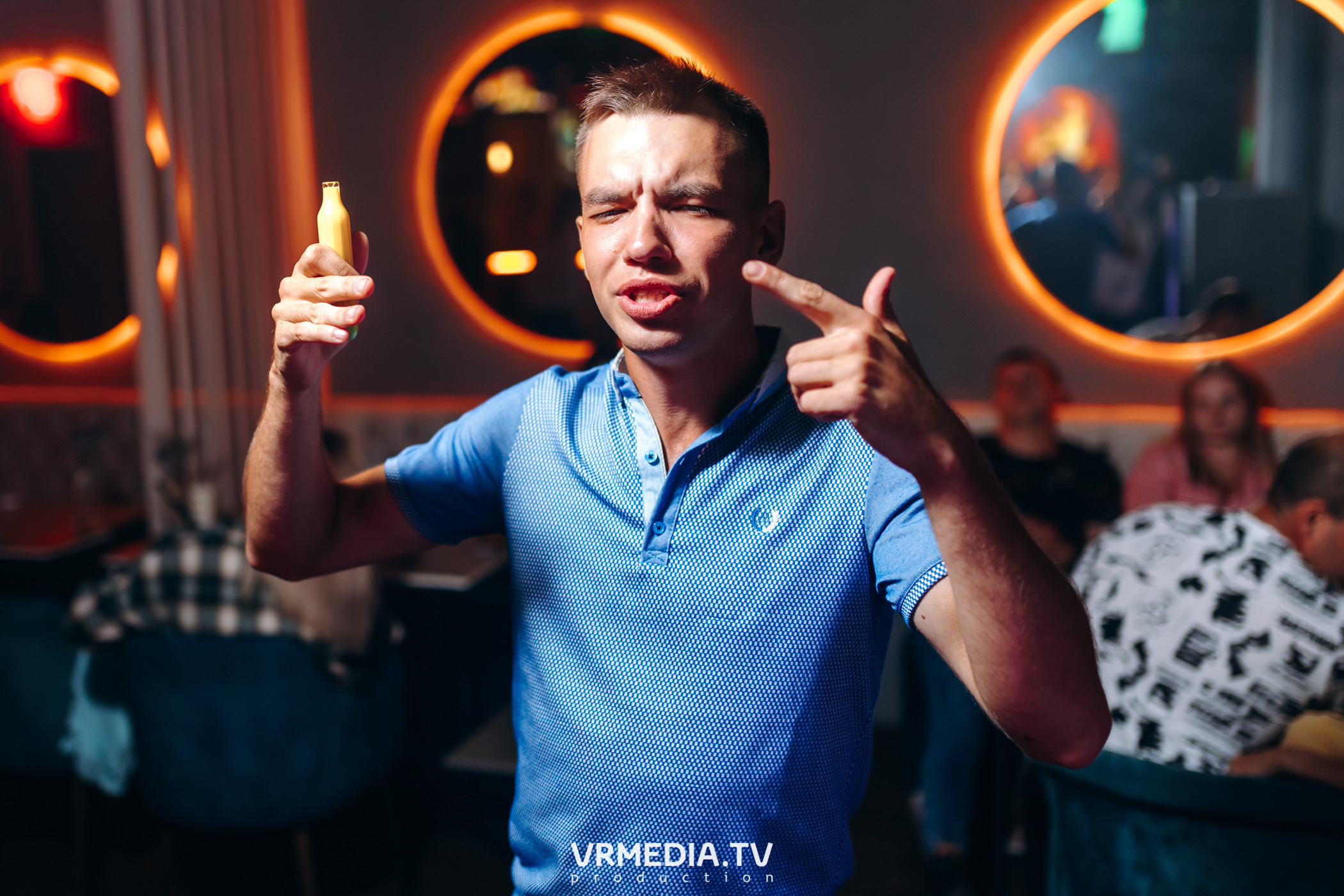 Ночь Безумного Бармена в Lounge Voice Hall «Familia»