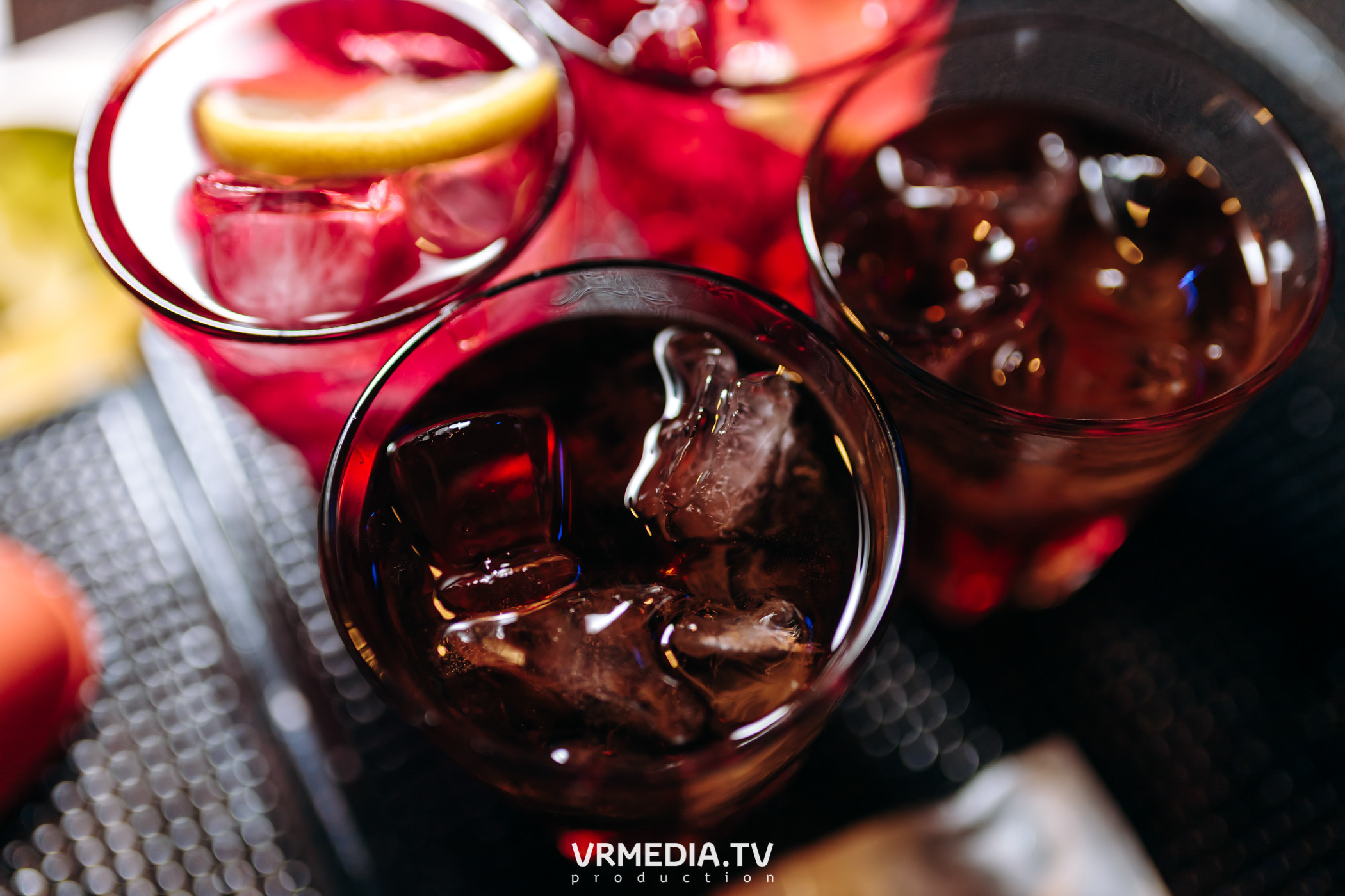 Выходные в баре «DOSKI»