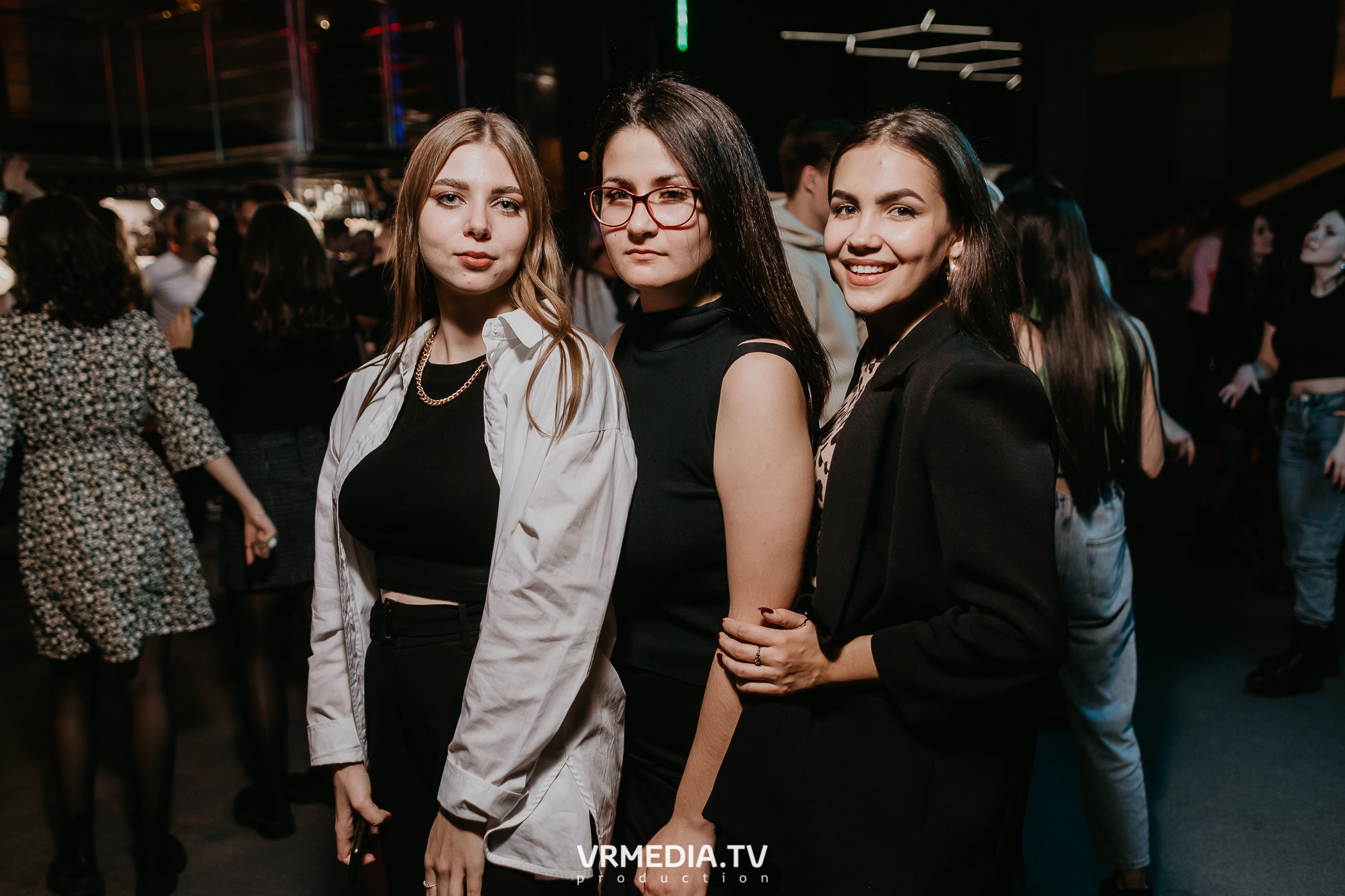 Выходные в баре «DOSKI»