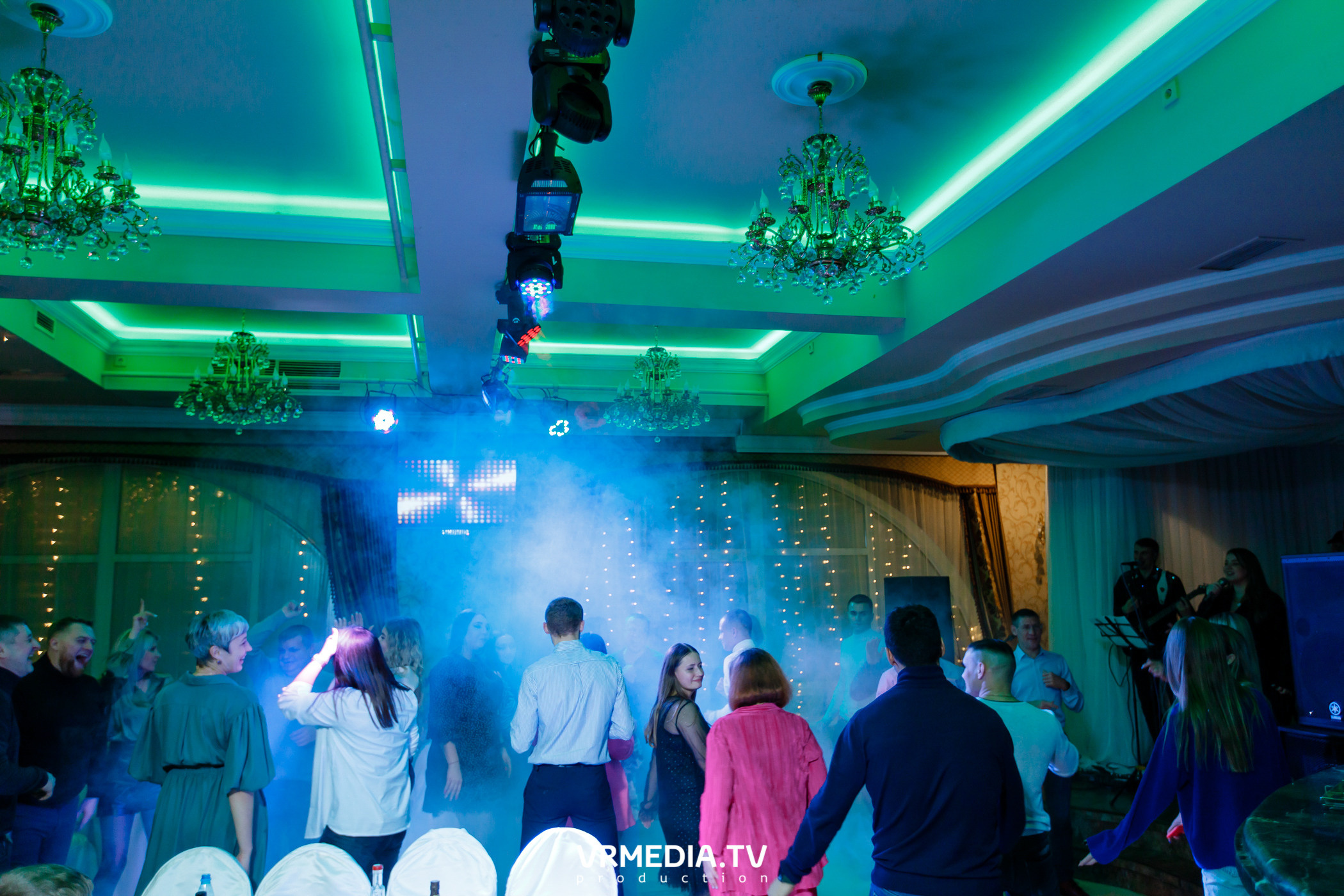 Выходные в ресторане «Лазурный берег»