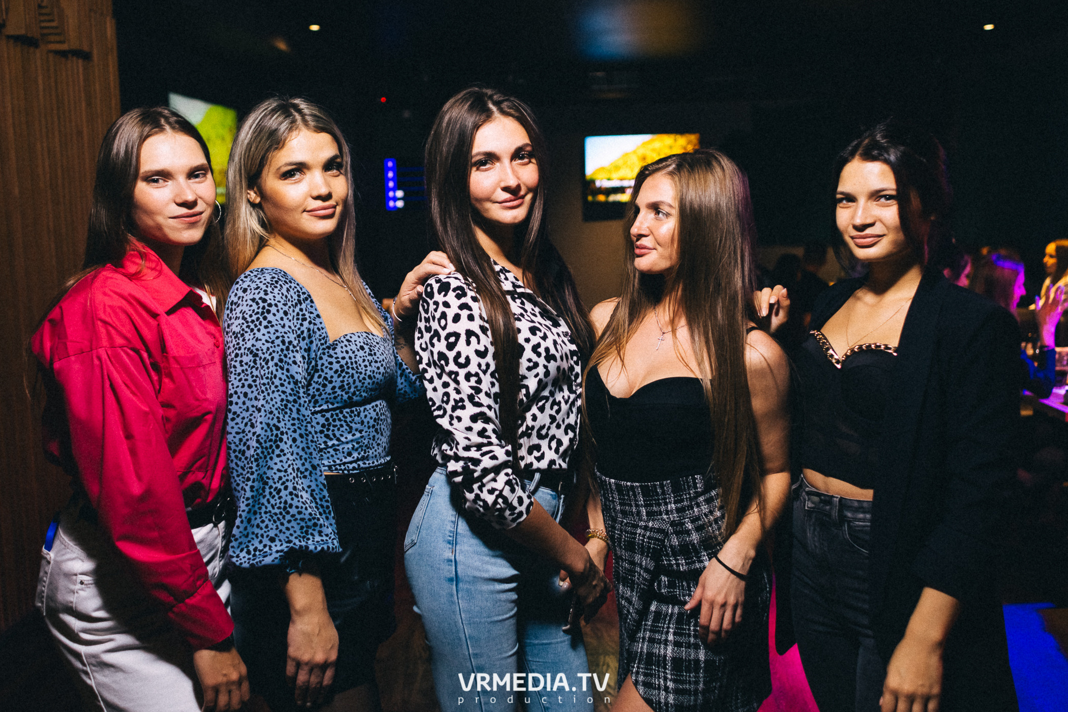 Выходные в баре «DOSKI»