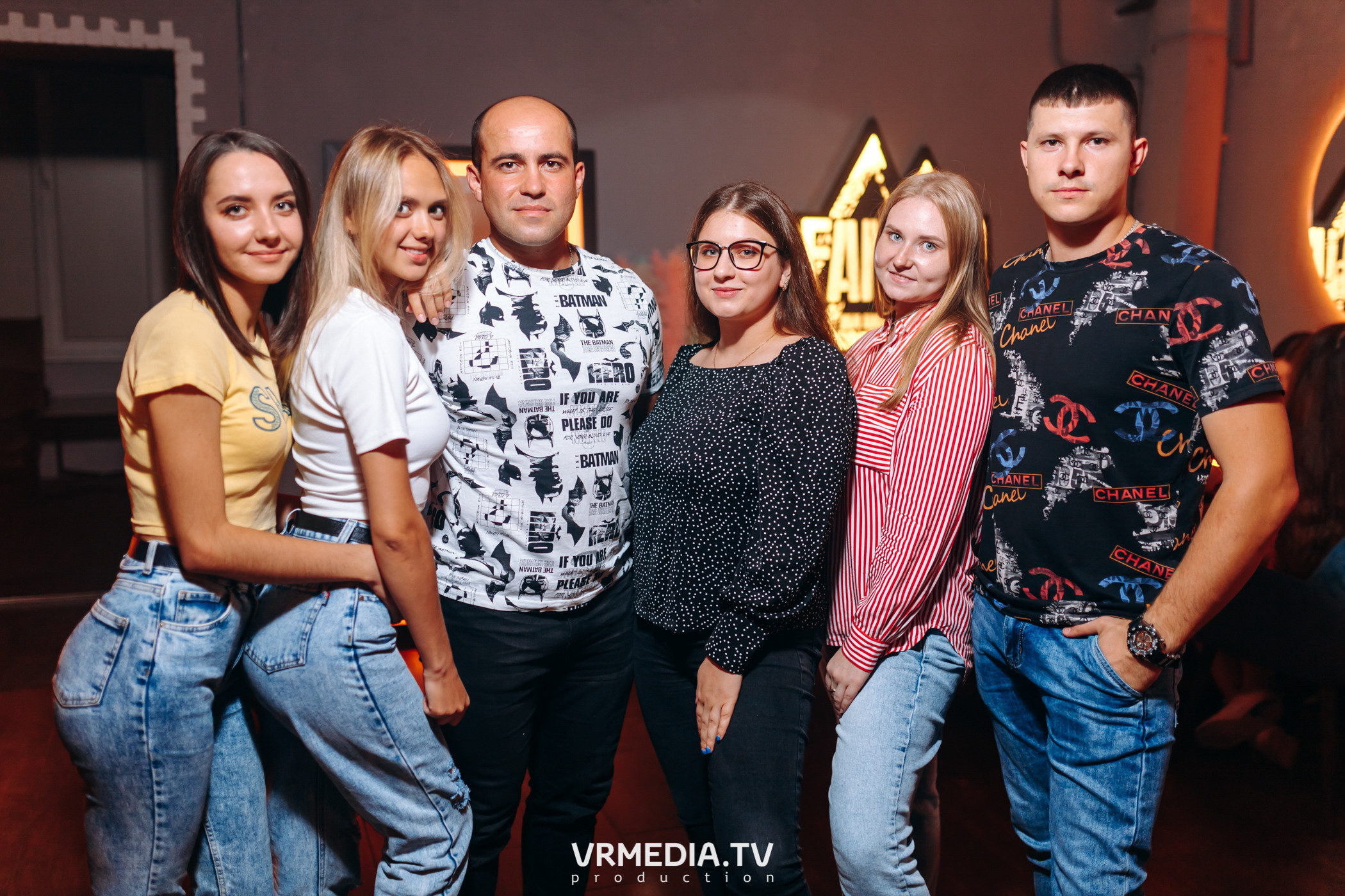 Ночь Безумного Бармена в Lounge Voice Hall «Familia»