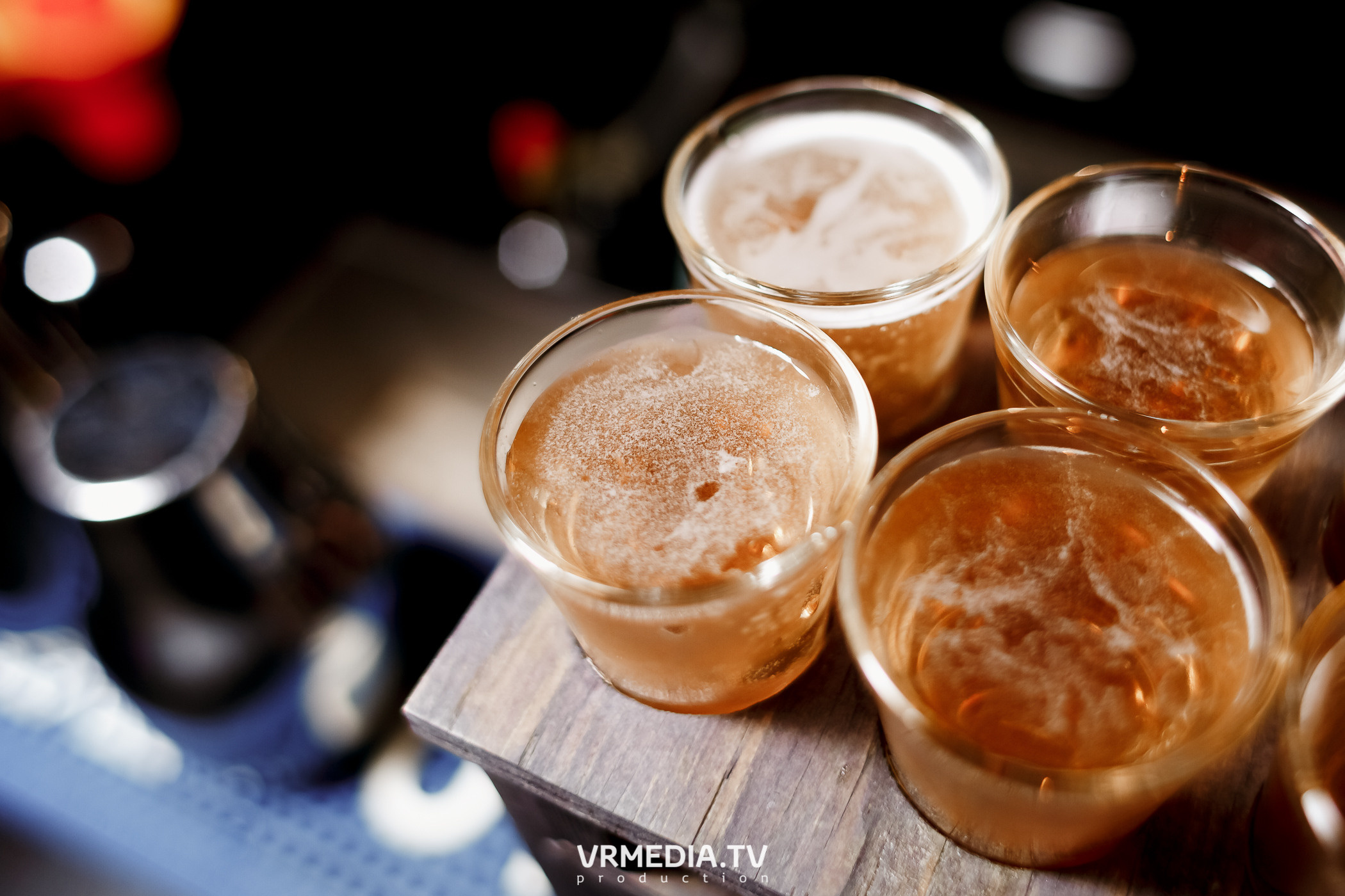 Выходные в караоке-баре «Volna»