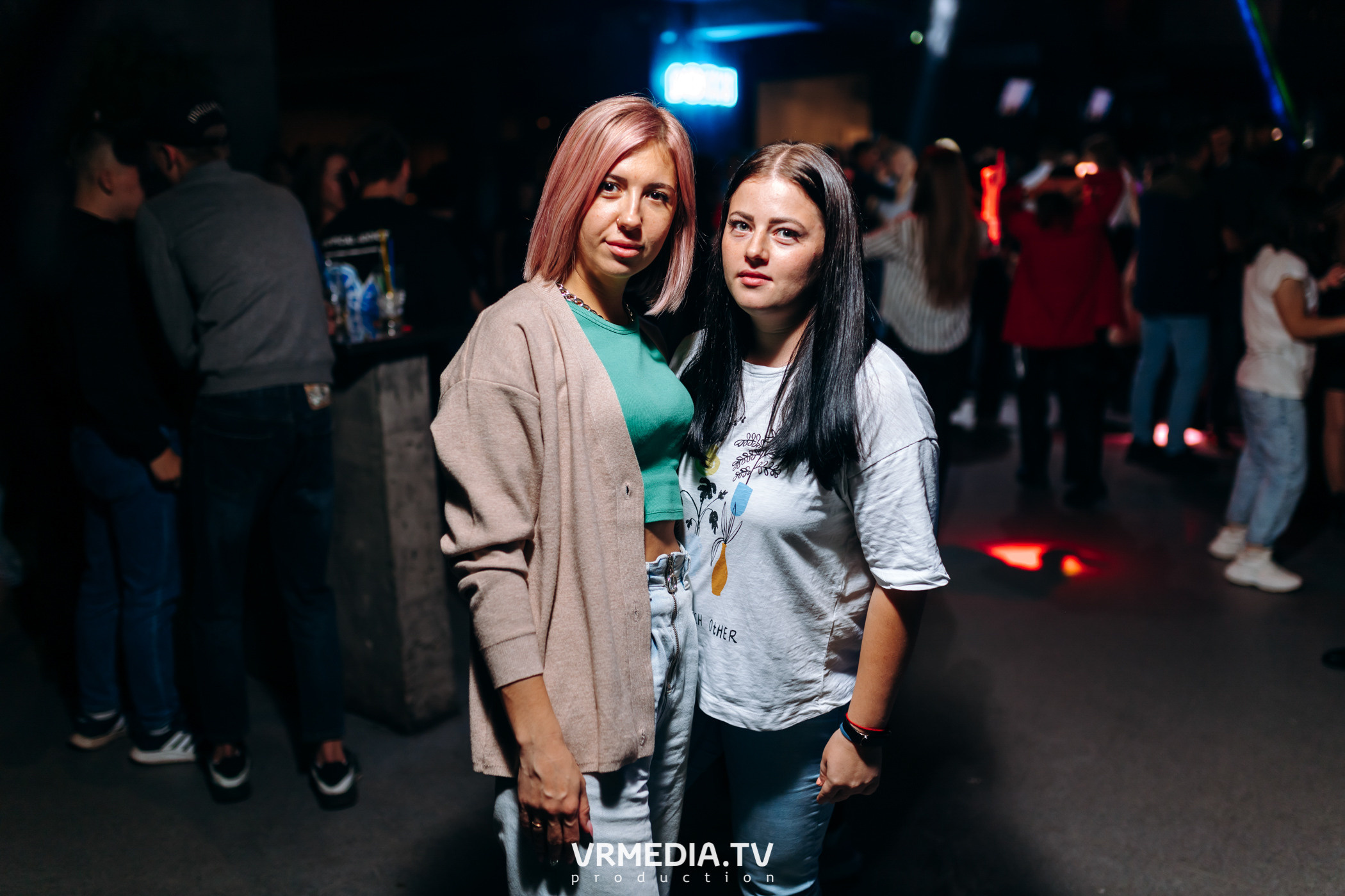 Выходные в баре «DOSKI»